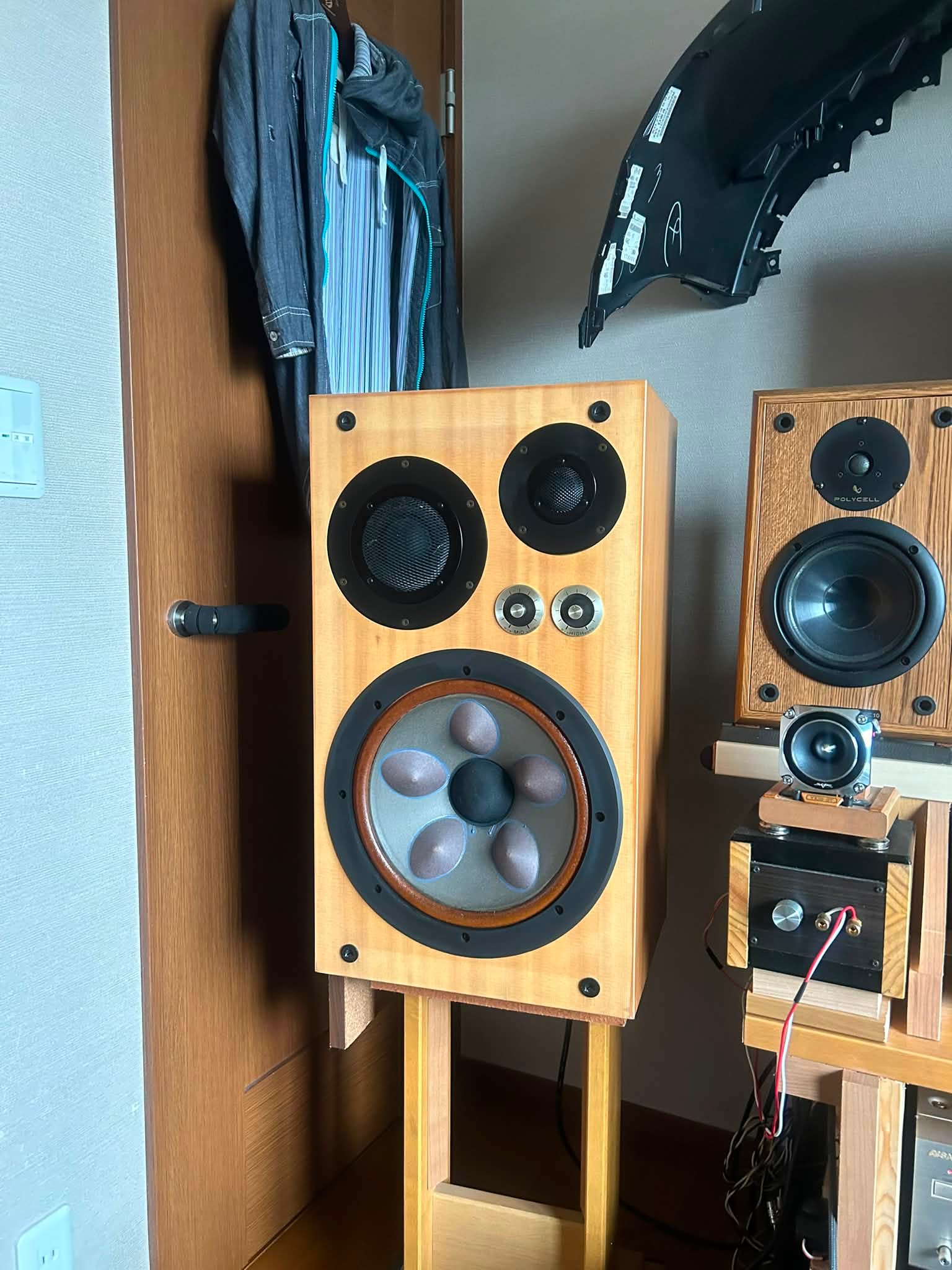 ビクターのスピーカー、SX-5。このモデルも良いです。SX-3もですね