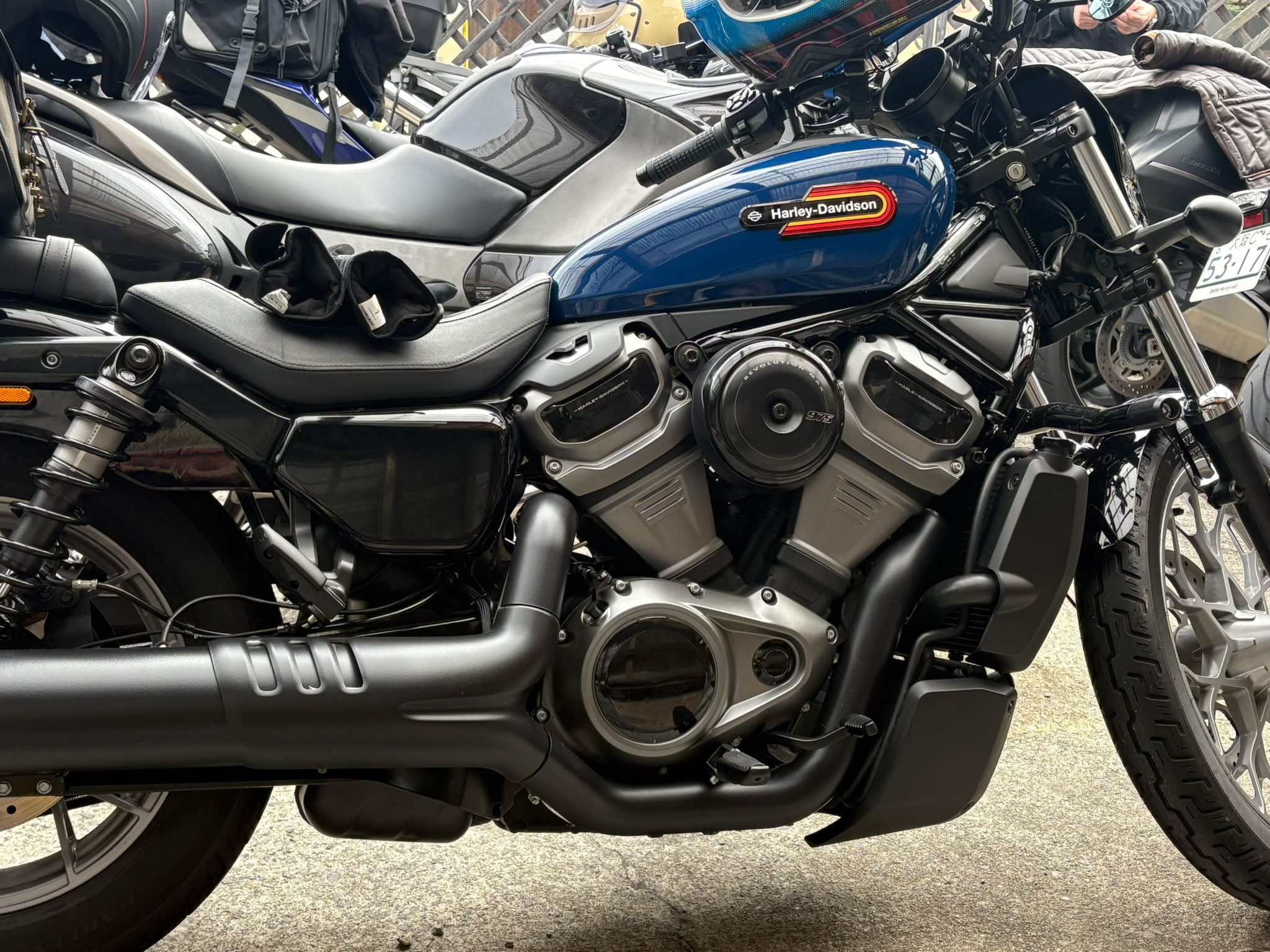 おはようございます！今週も宜しくお願い致します。 さて、バイクに