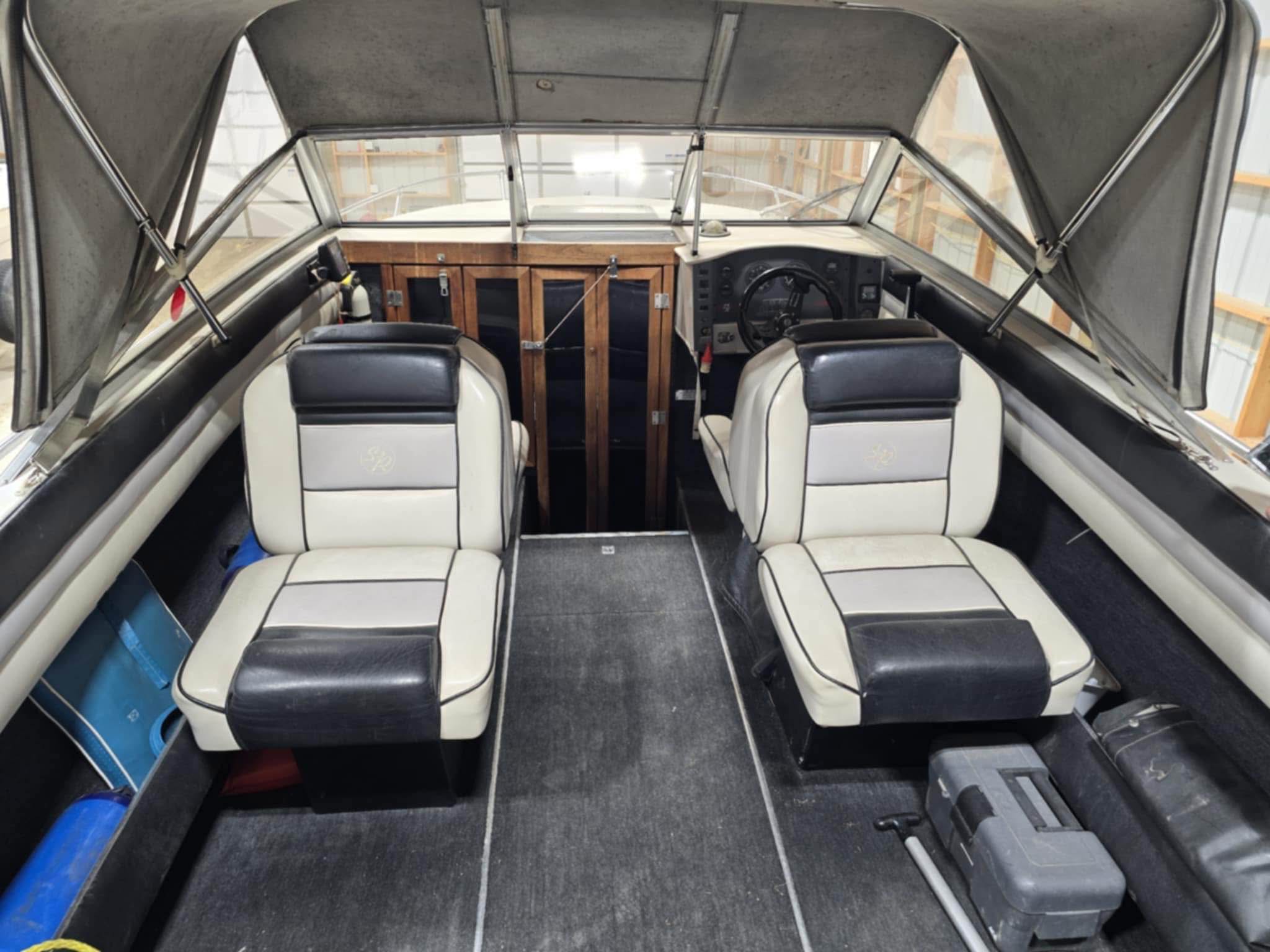 1989 Sun Runner Cuddy Cabin - Boats - Post Falls, Idaho | Facebook ...