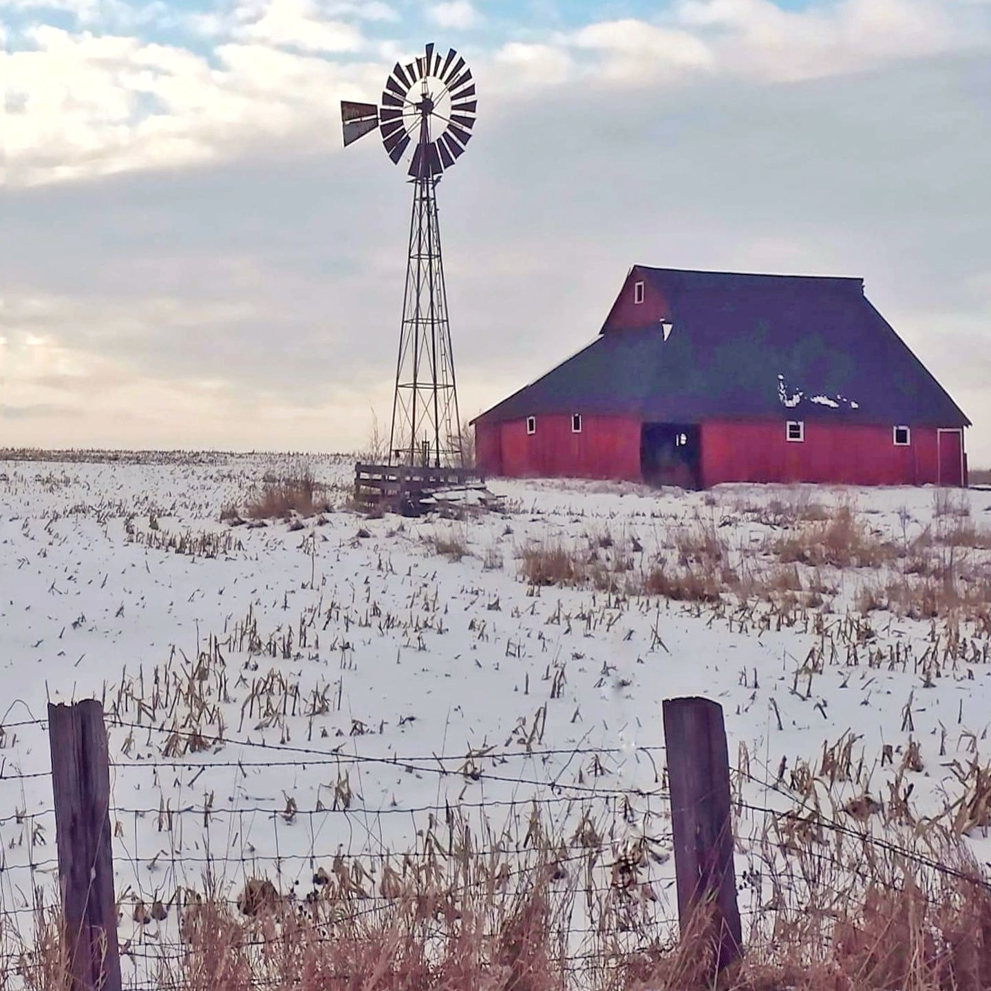 Old windmill near mile marker 63 of I-44