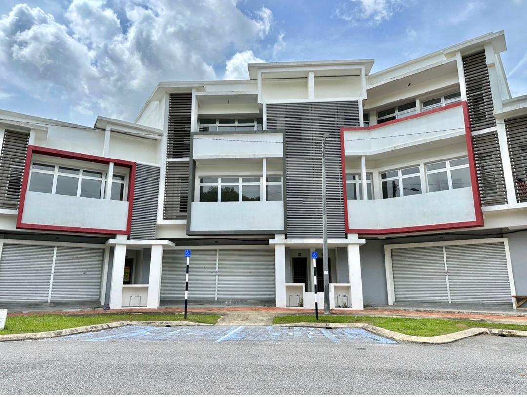SamHoo - 𝐏𝐔𝐍𝐂𝐀𝐊 𝐀𝐋𝐀𝐌 𝟐 𝐒𝐓𝐎𝐑𝐄𝐘 𝐒𝐇𝐎𝐏 𝐅𝐎𝐑 𝐒𝐀𝐋𝐄 🧱 Build Up ：24x60 🧱 ...