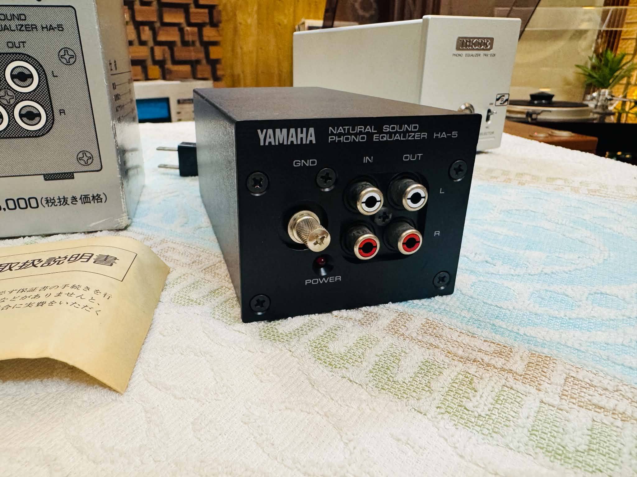 Yamaha HA-5 là một phono equalizer (phono preamp) Tình trạng đẹp