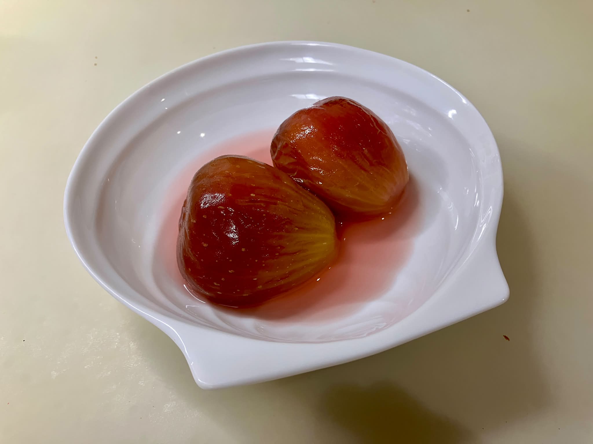 No.25 久留米紅丸 (Kurume Benimaru) 経過観察 皮:赤紫～黒紫 果肉:臍