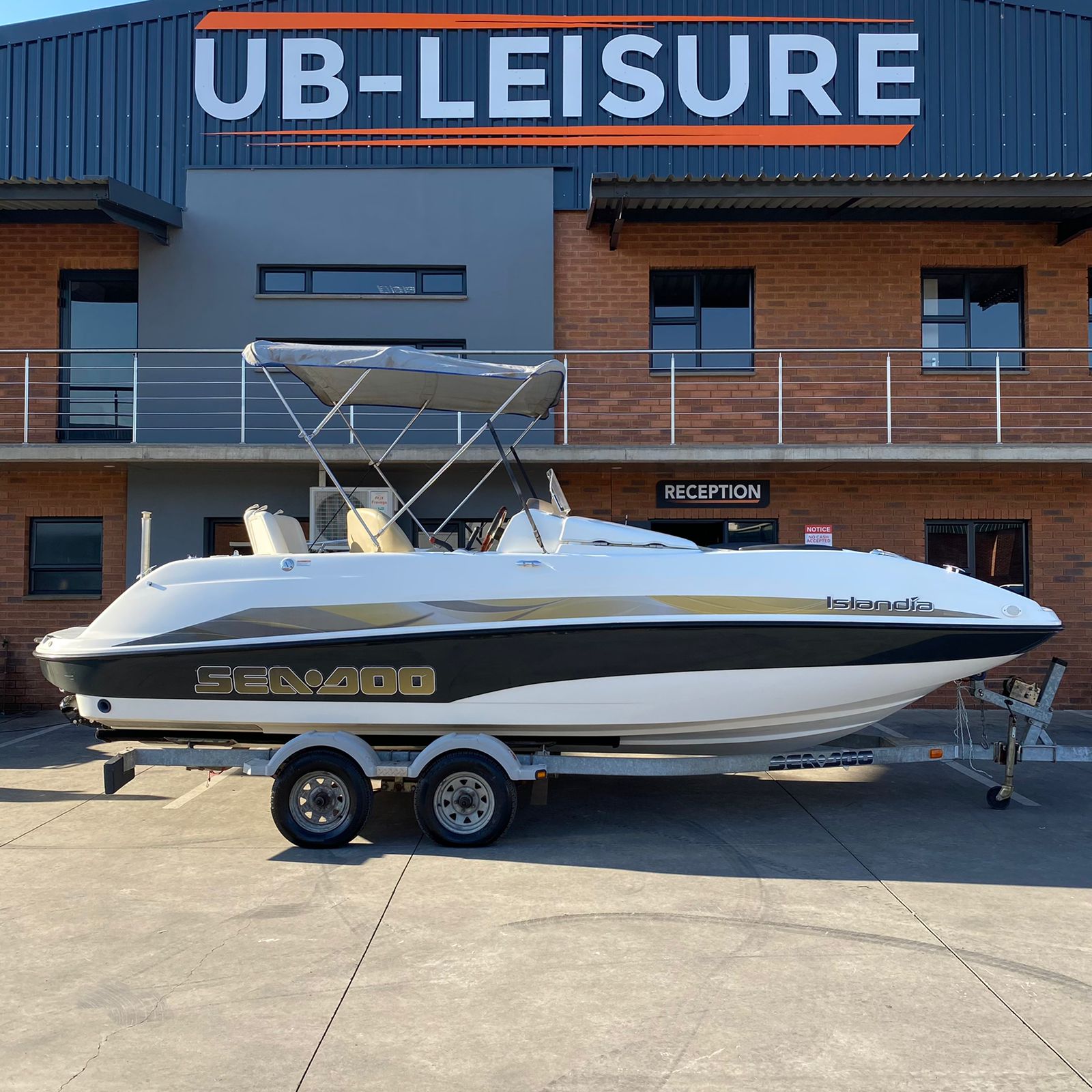 2008 SEADOO ISLANDIA 230 SE R499999 This Boat is in great 