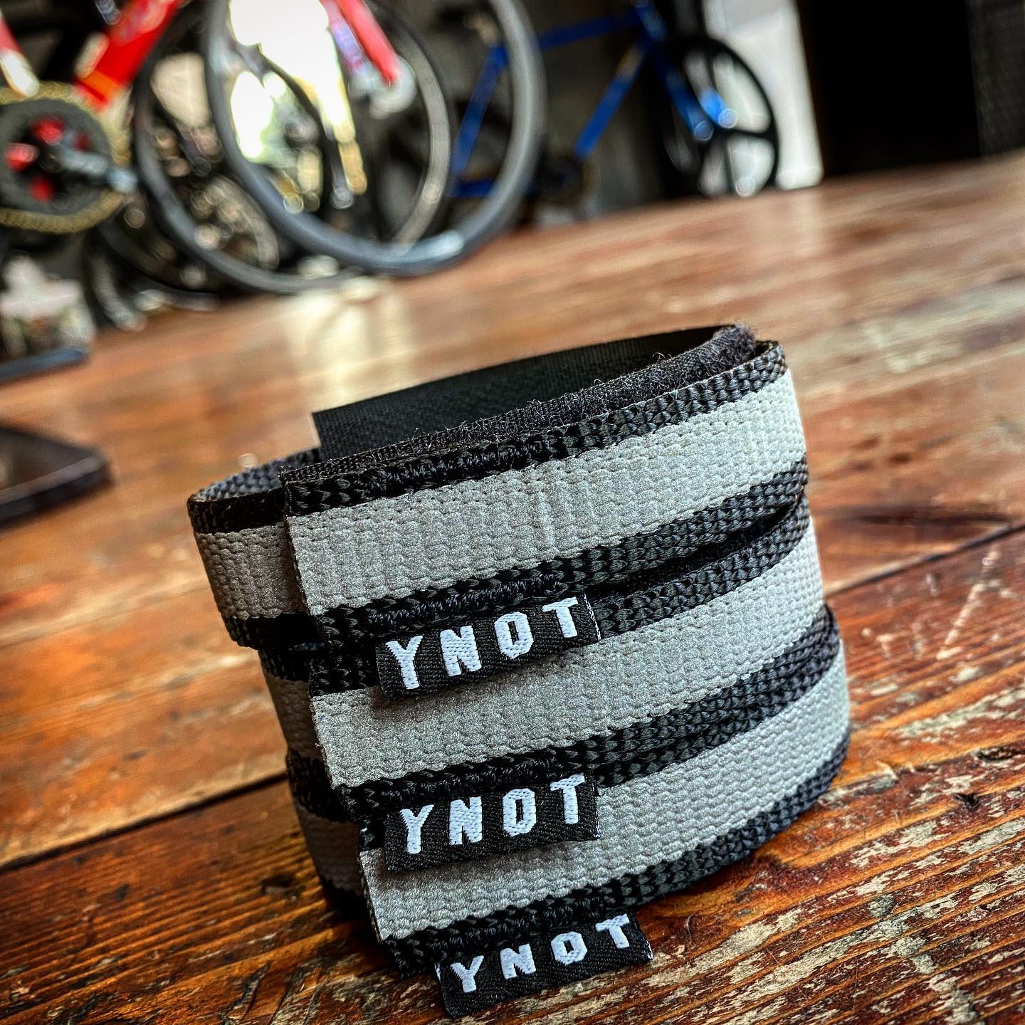 MADE IN CANADA カナダブランドYNOTより人気カラーのペダルストラップ