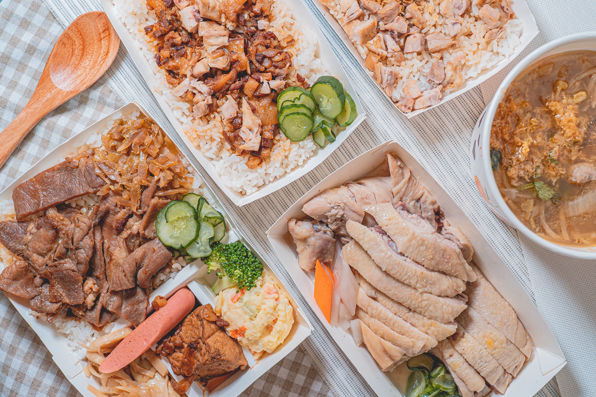 如兒的悠閒食光 - #台中防疫便當推薦 逢甲的便當街大家應該很熟悉 是許多在地人與逢甲學生的覓食地點📍 .... | Facebook