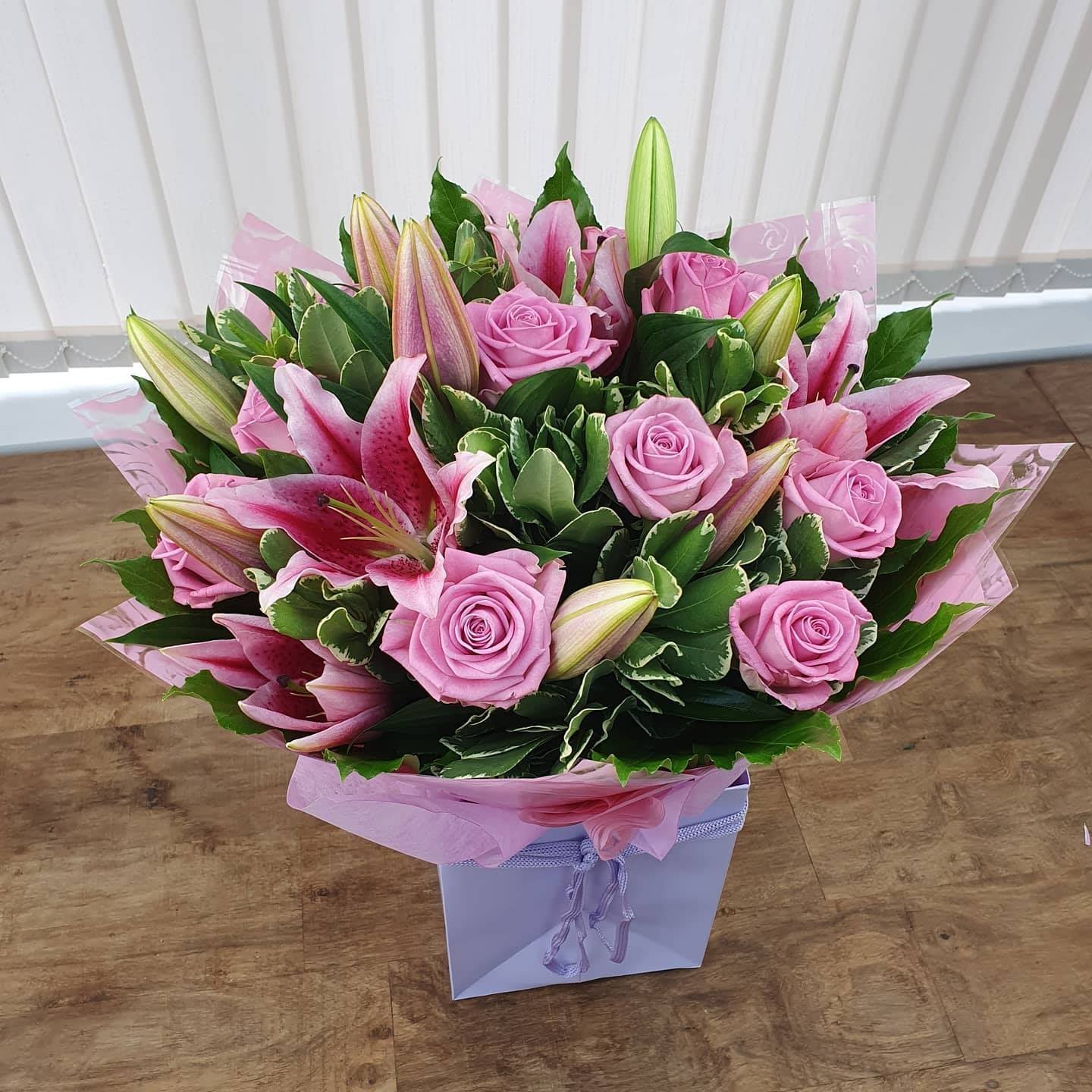 Aziati... - Aziatics Florist Online Delivery Click & Collect