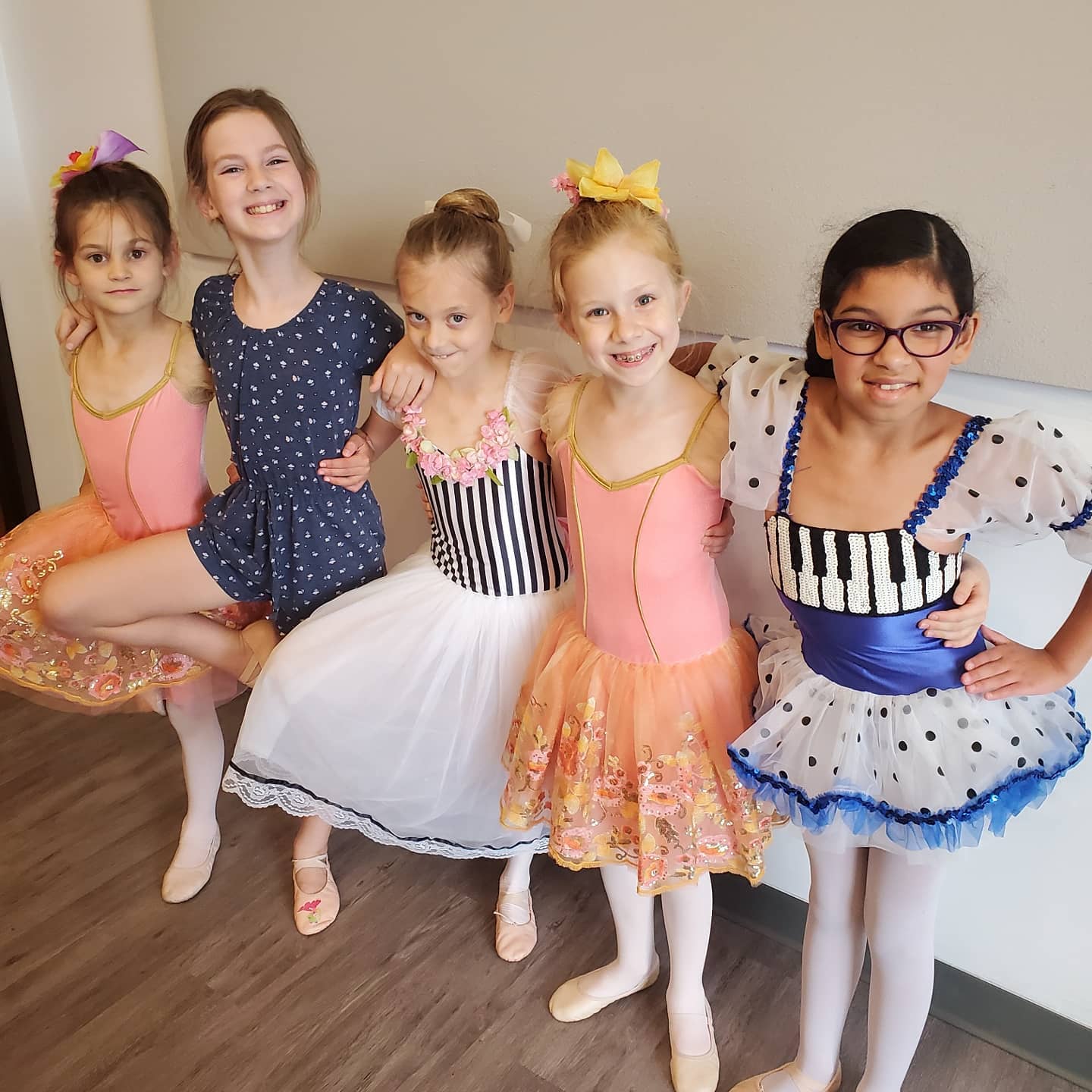 Ballet and Pilates by... - Ballet and Pilates by Victoria