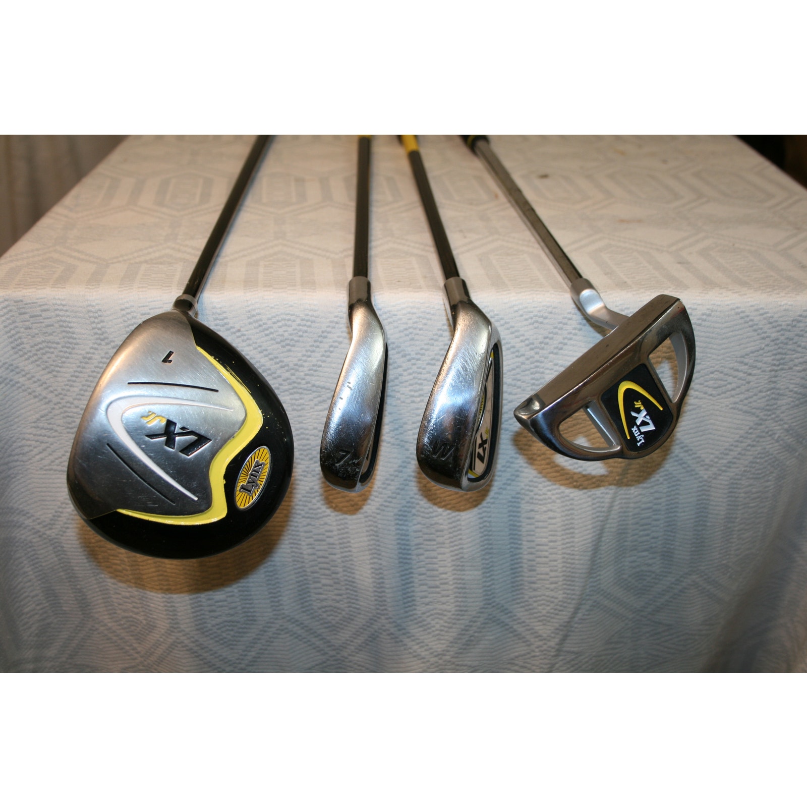 Lynx LX Jr. 4-Club Golf Set RH Unisex Juniors 34