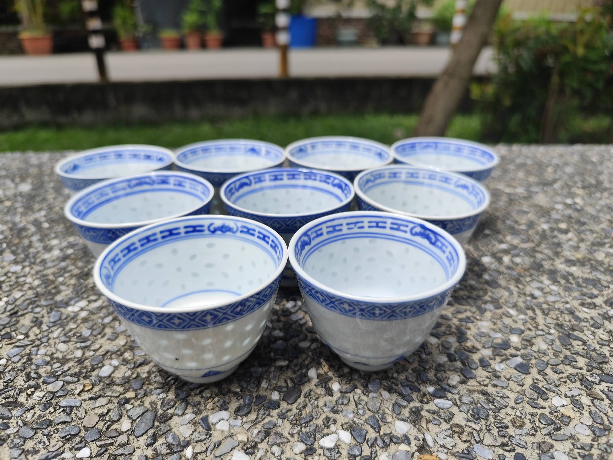 80年代景德鎮青花玲瓏100CC米粒品杯（花） 材質:瓷器土胎:景德鎮高嶺土