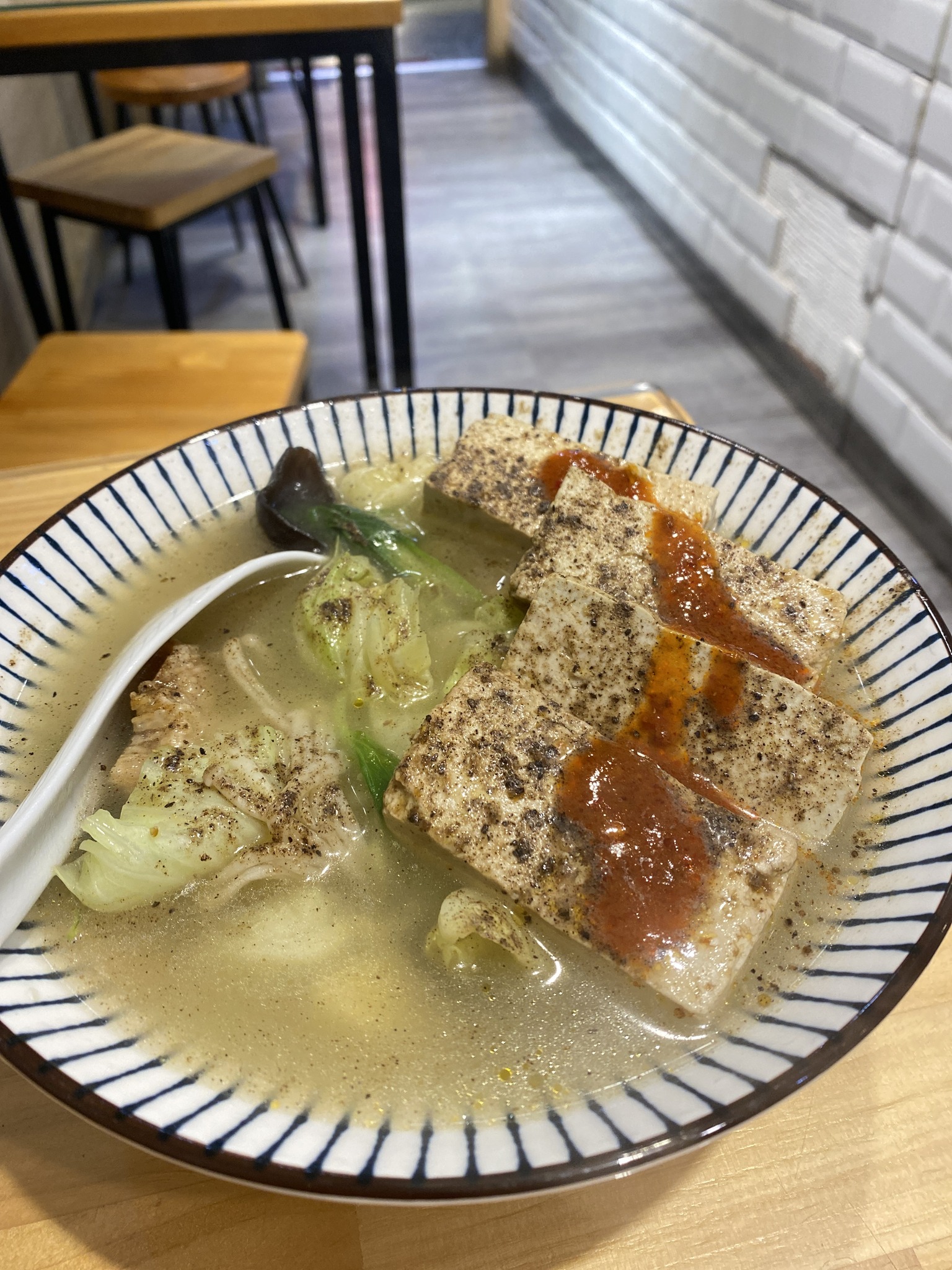 一派胡塩酵素臭豆腐-林口店 | Xinbei