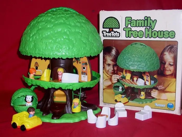 1975 Kenner Tree Tots Family Tree House.