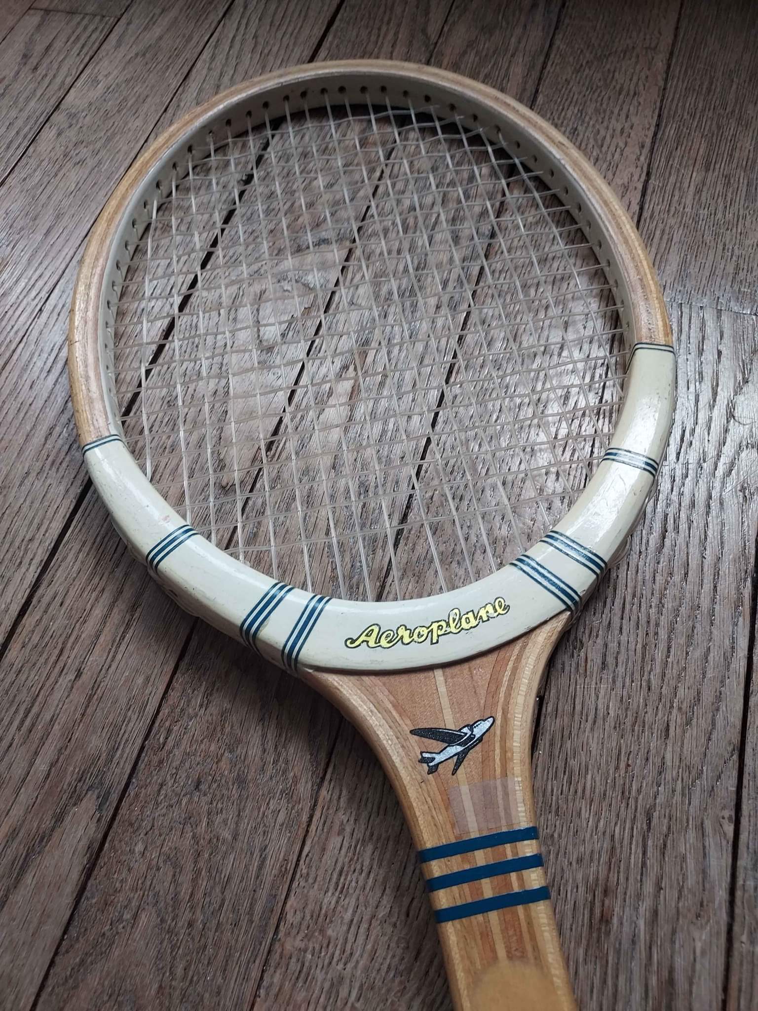 Raquette De Tennis Ancienne En Bois Et Cuir - Marque Boeklage Paris, Objet Vintage De Collection