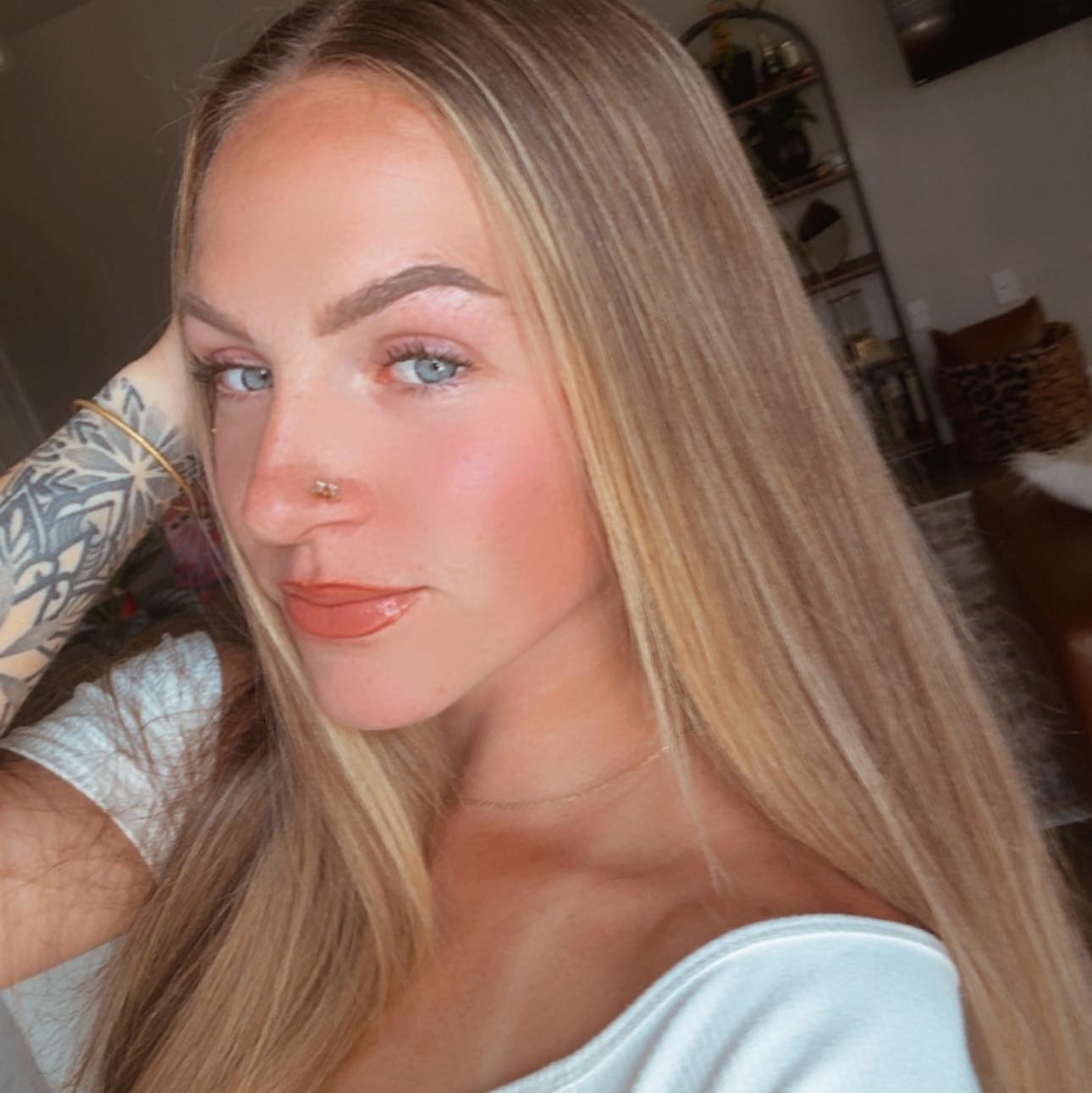 Her little Knick Knacks 🥹🐢🦈👑🦄🍒 | Kallie Logan
