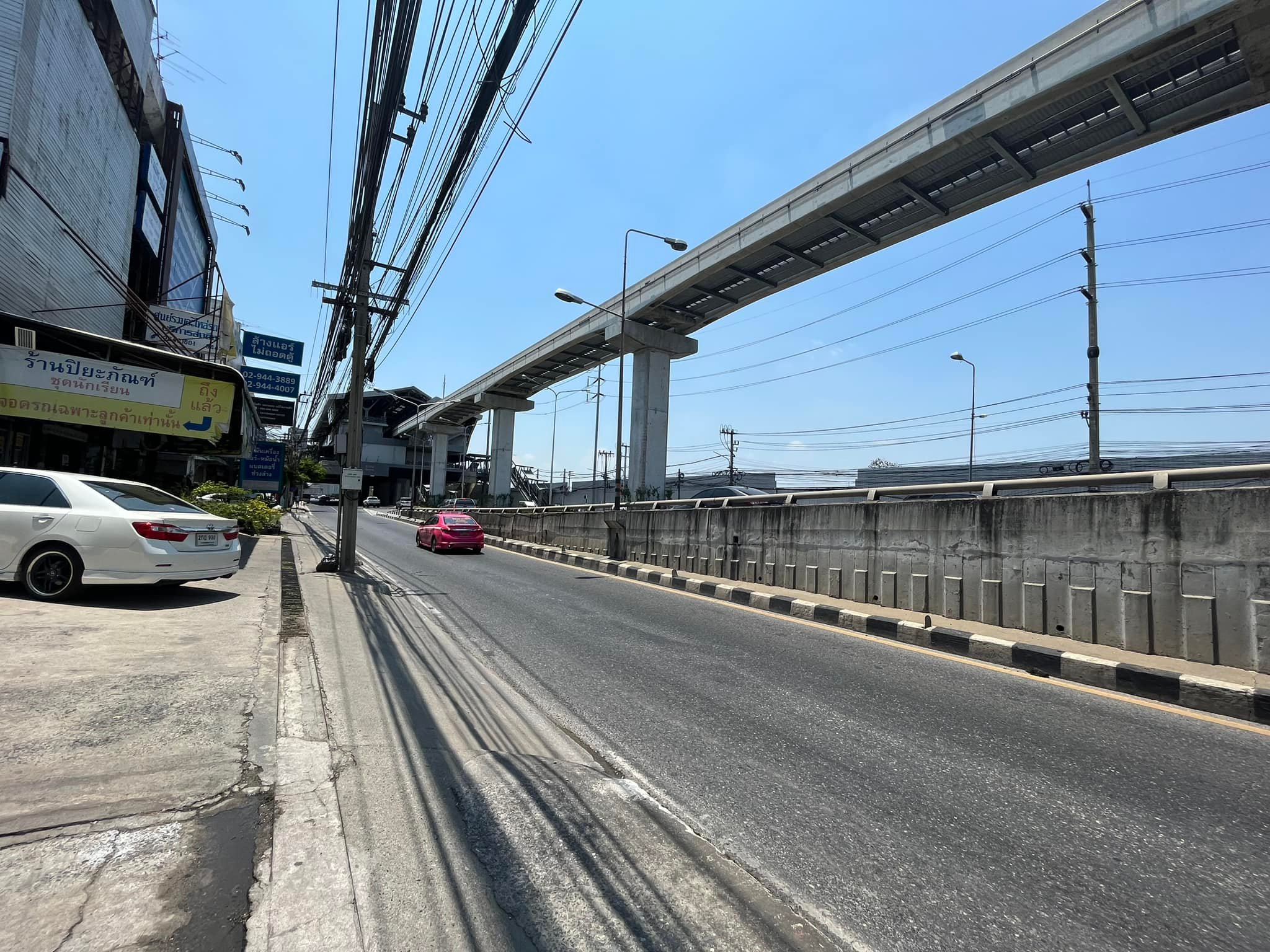 รับตัดเย็บเสื้อผ้า รามอินทรา กม 8 | Bangkok