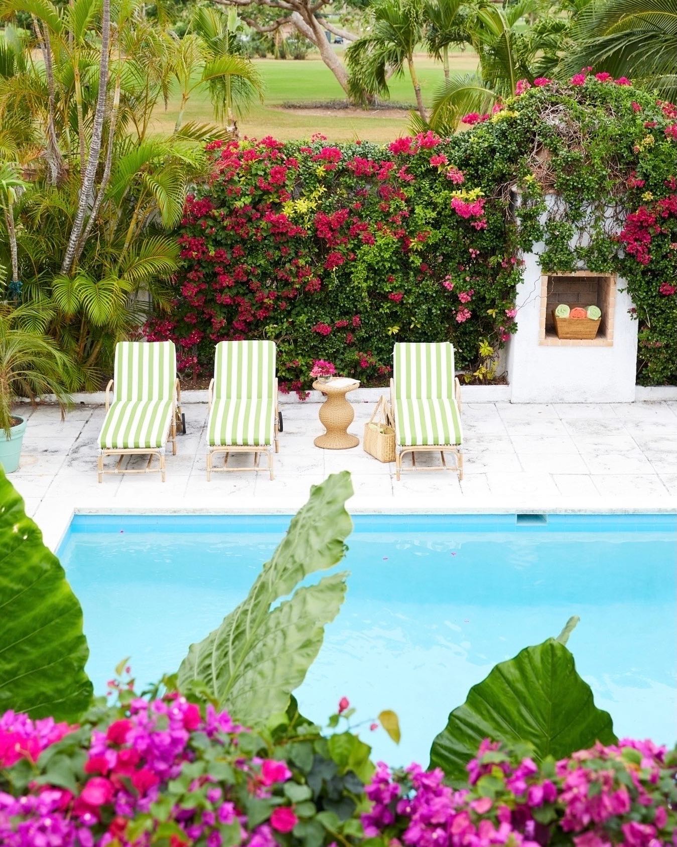 “A sunken, walled pool area is... - Amanda Lindroth Design | Facebook