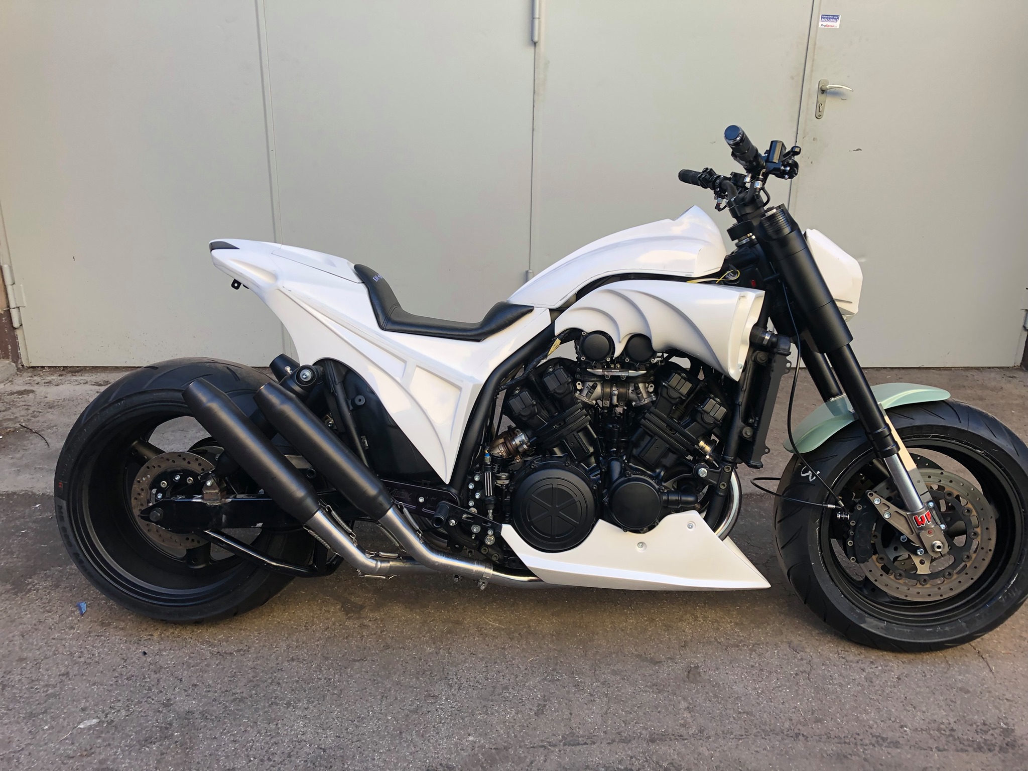 Stilvolle Yamaha Vmax Umbau Ebenbild
