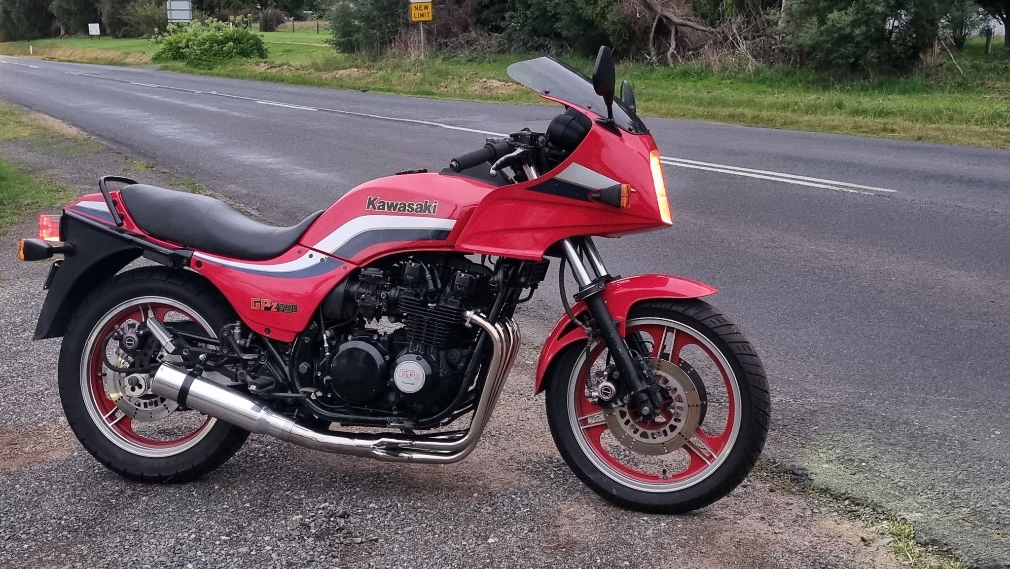 Gpz 750 | Facebook