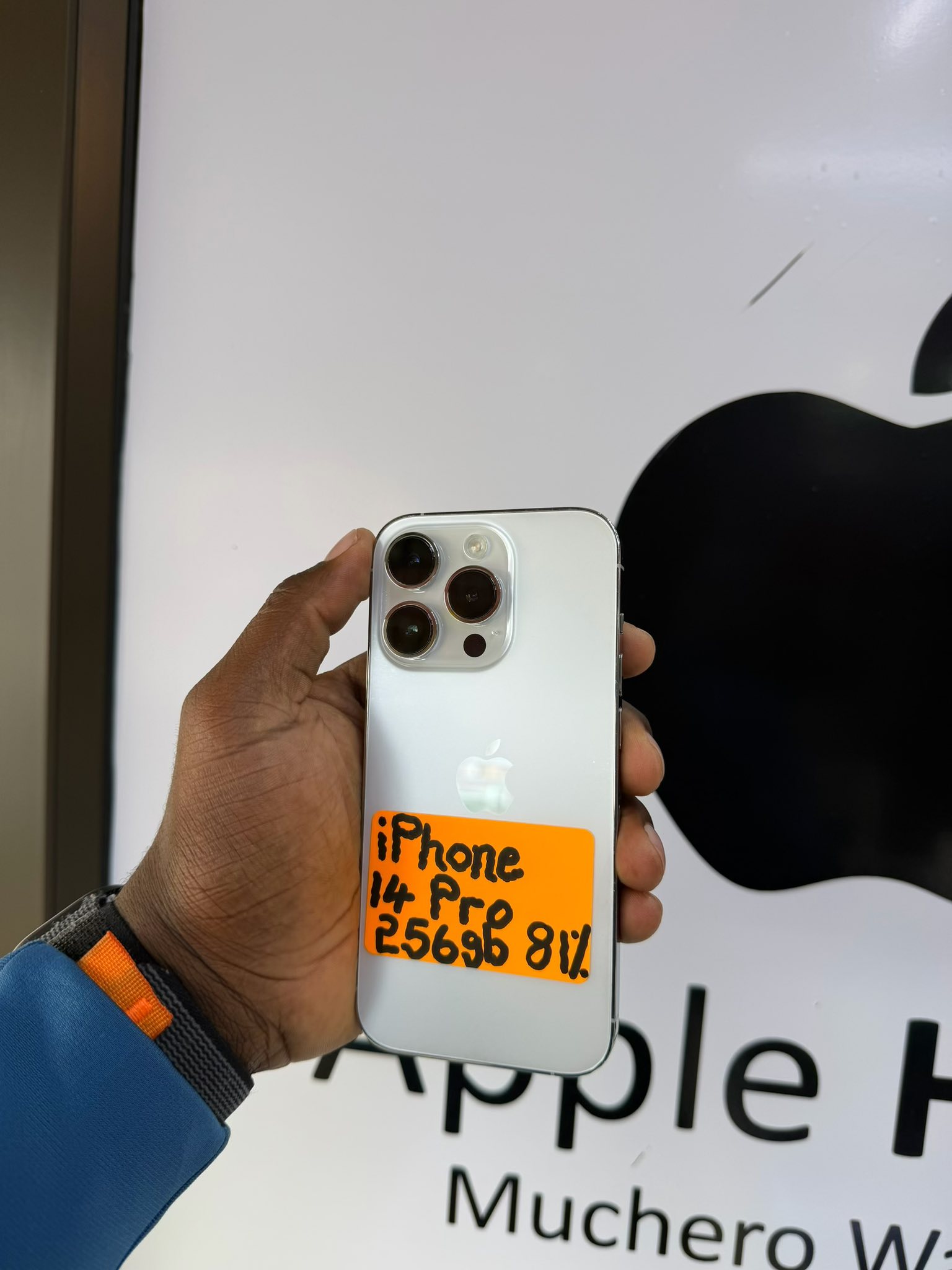 ?Promotion?Promotion ? iPhone 14 Pro ? Colour:White Storage 