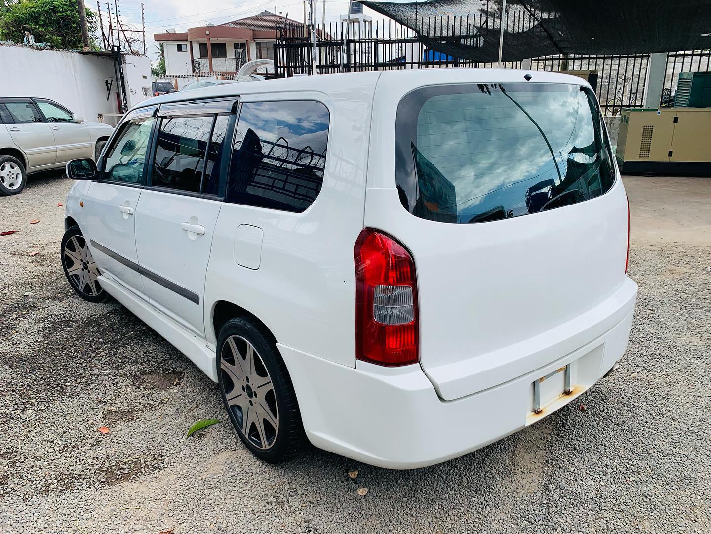 Dream Car Deals - TOYOTA PROBOX UL PACKAGE Model: 2003/04...