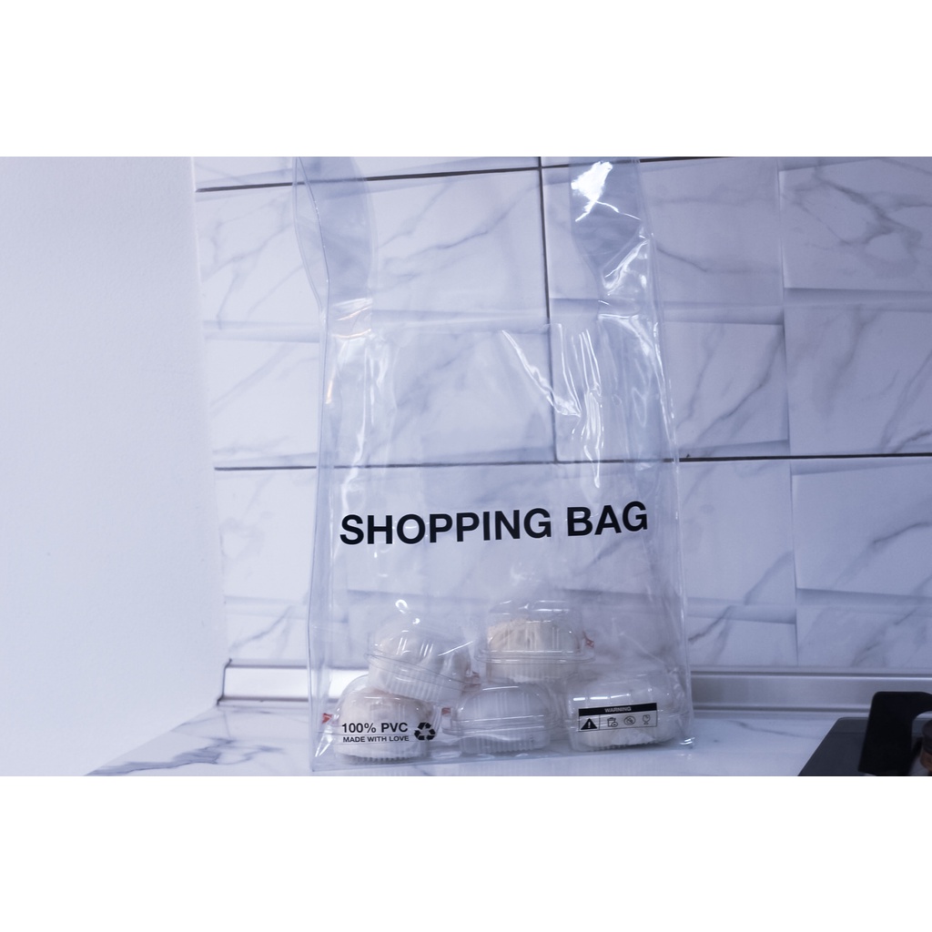 📌📌ถุงหูหิ้ว PVC ใส 🔹ขนาด 30 x 34 x 11ซม. 🔸พิมพ์ตัวอักษรสีดำ SHOPPING ...