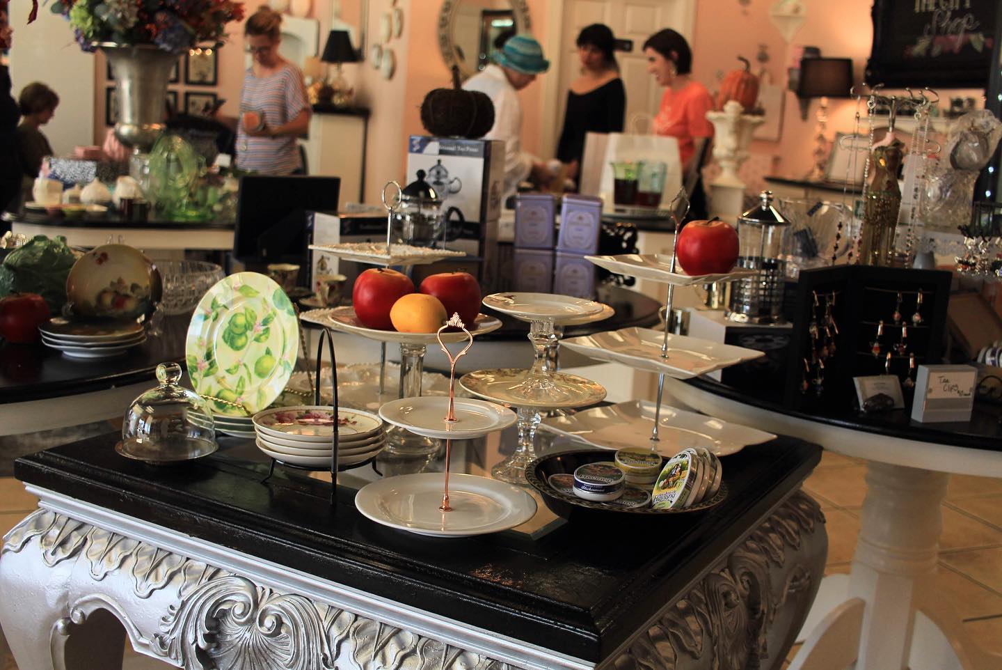 The Hidden Tea Room | Lodi CA