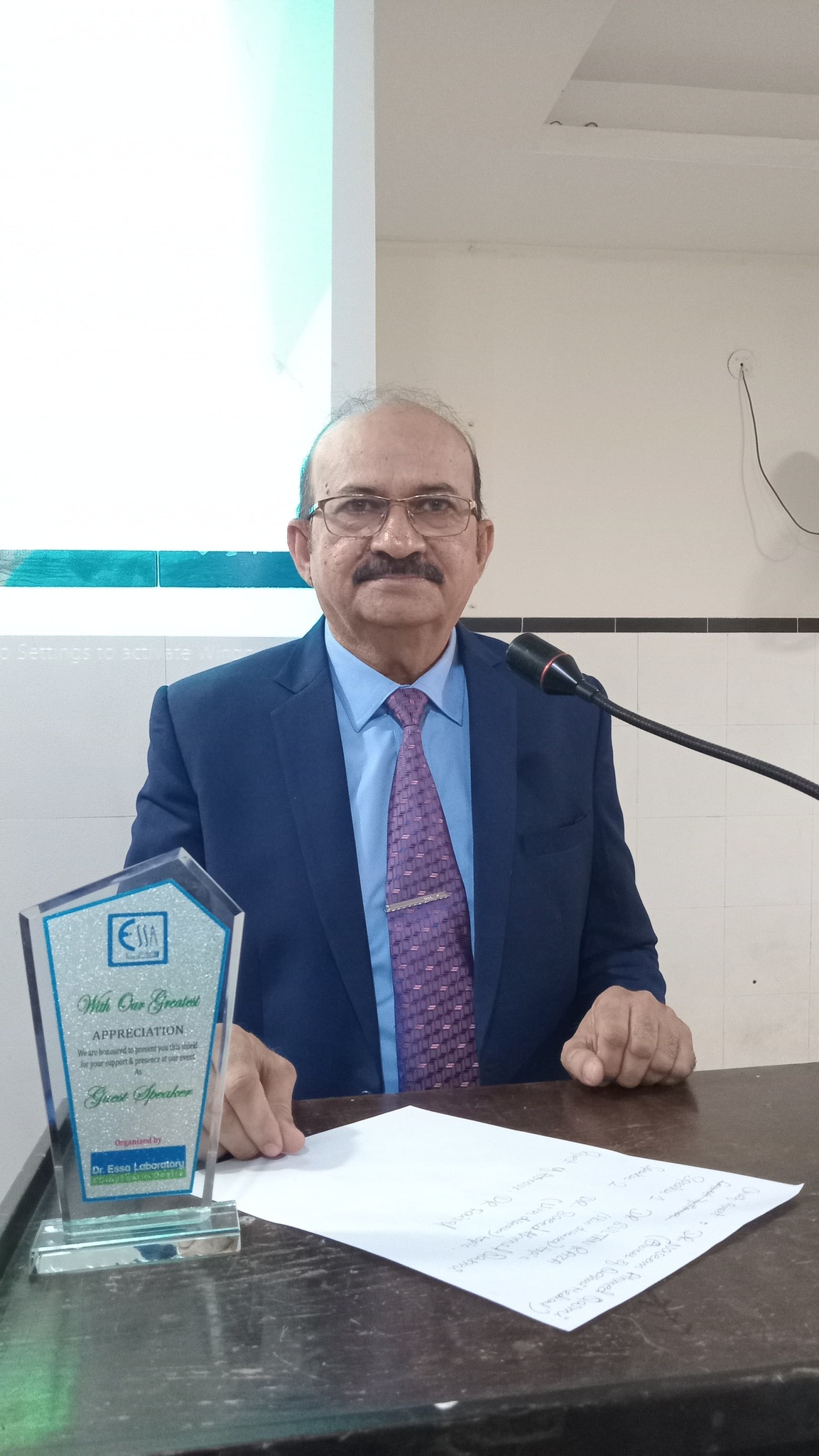 Dr-Sultan Raza