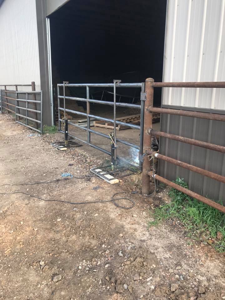 Here are some pictures of... - Helms Construction and Fencing | Facebook