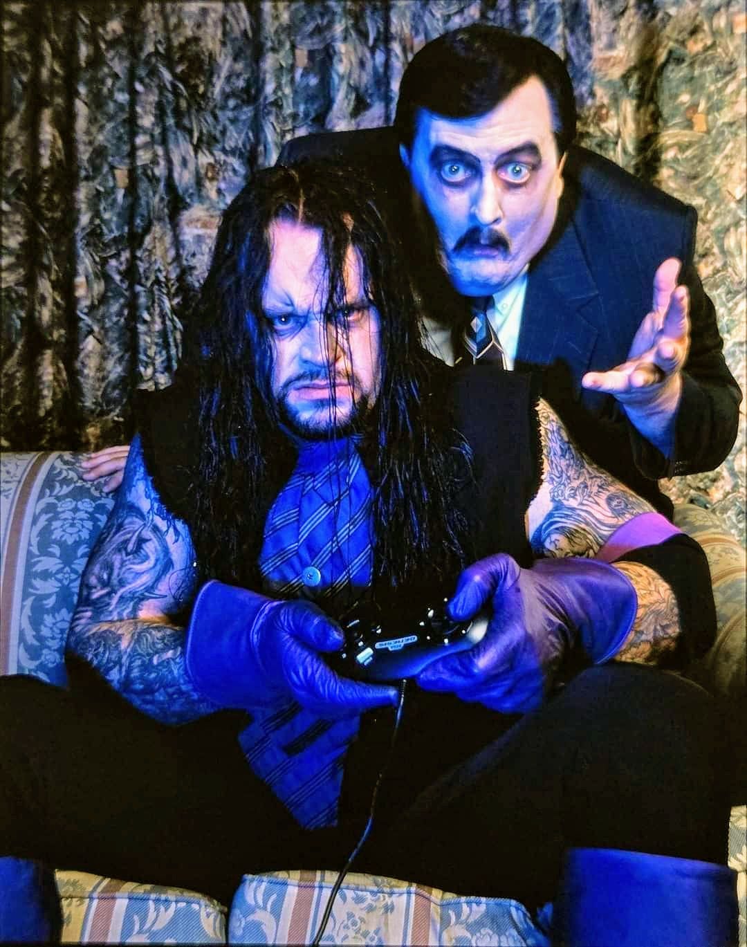 This photo of Paul Bearer and Undertaker goes so hard
