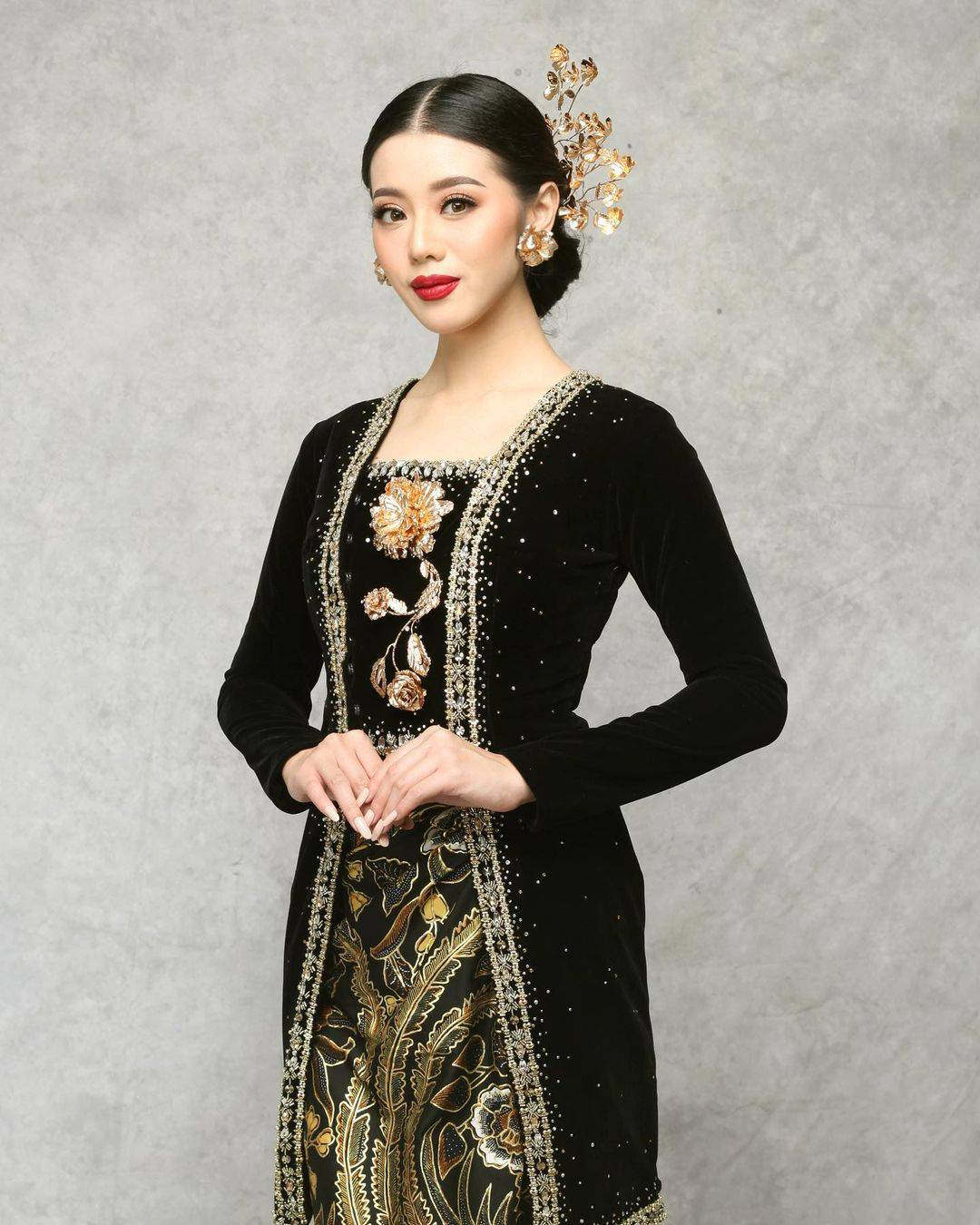 indonesia ladies dress Traditional Indonesian women's attire from different regions ss24_best