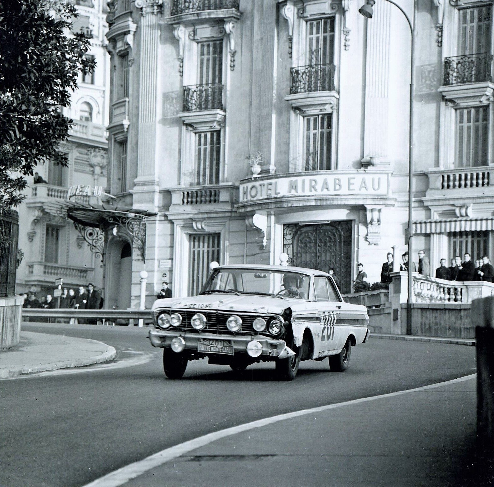 Rallye Monte Carlo 1964 Graham Hill / I.Walker Ford Falcon Sprint 