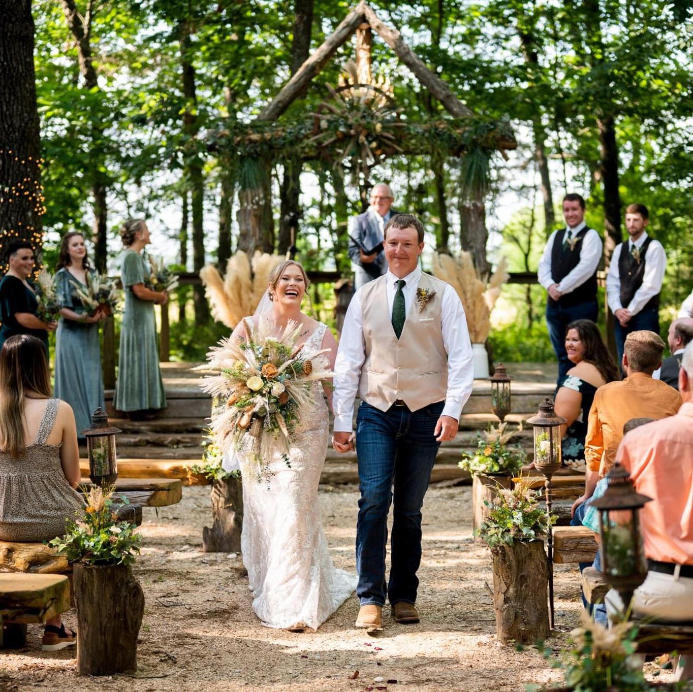 CreedsTown Ranch | Fordland MO