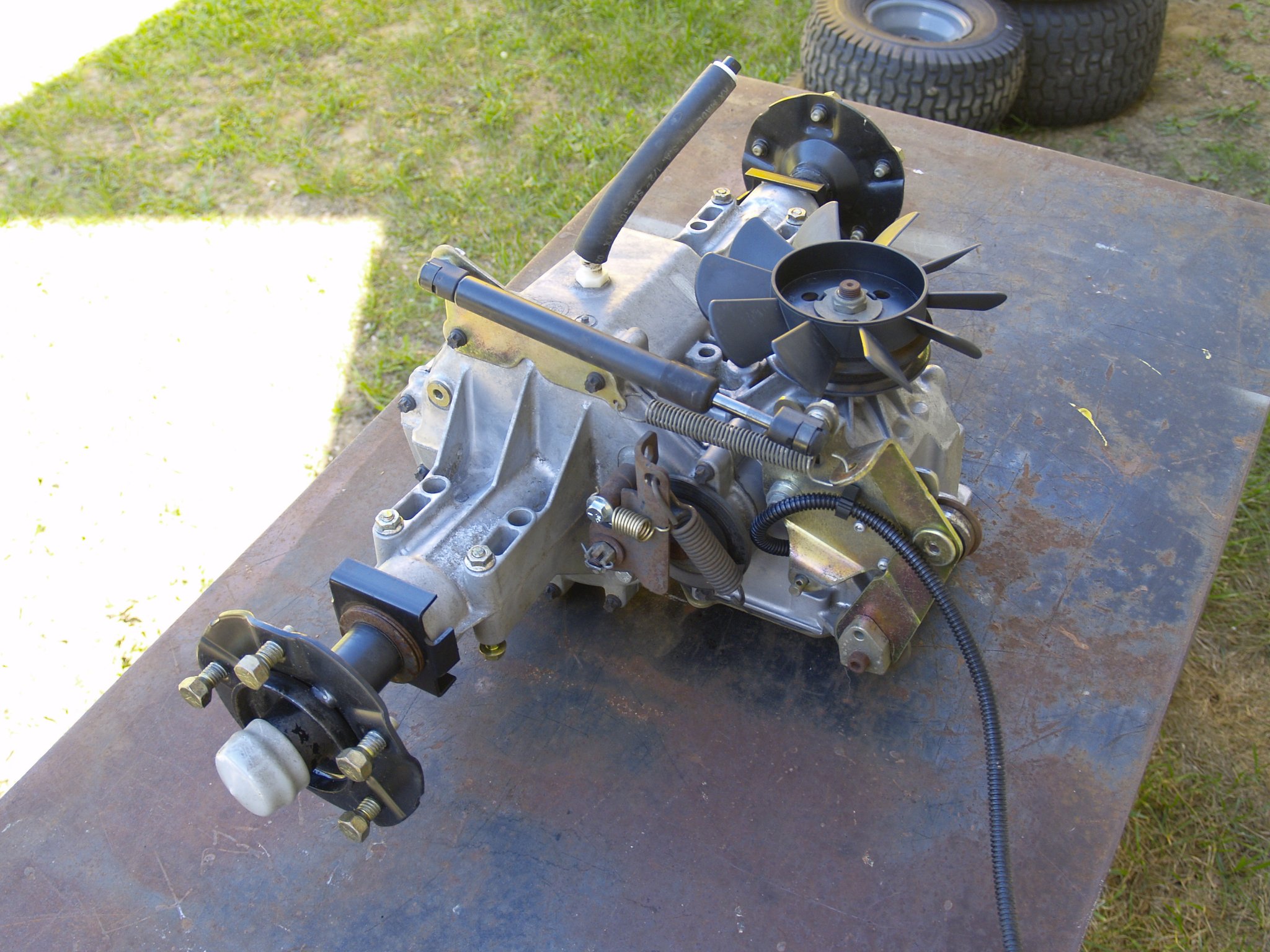 Hydro 199651 Transmission Transaxle Craftsman, Husqvarna, Poulan