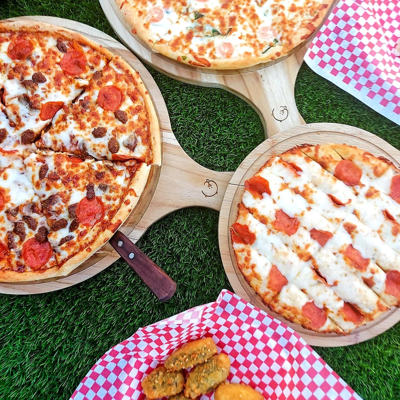 🎉🍕LAS MEJORES OFERTAS ‼️🎊🍕 🍕🍕 4lbrs... - Castor's Pizza GT