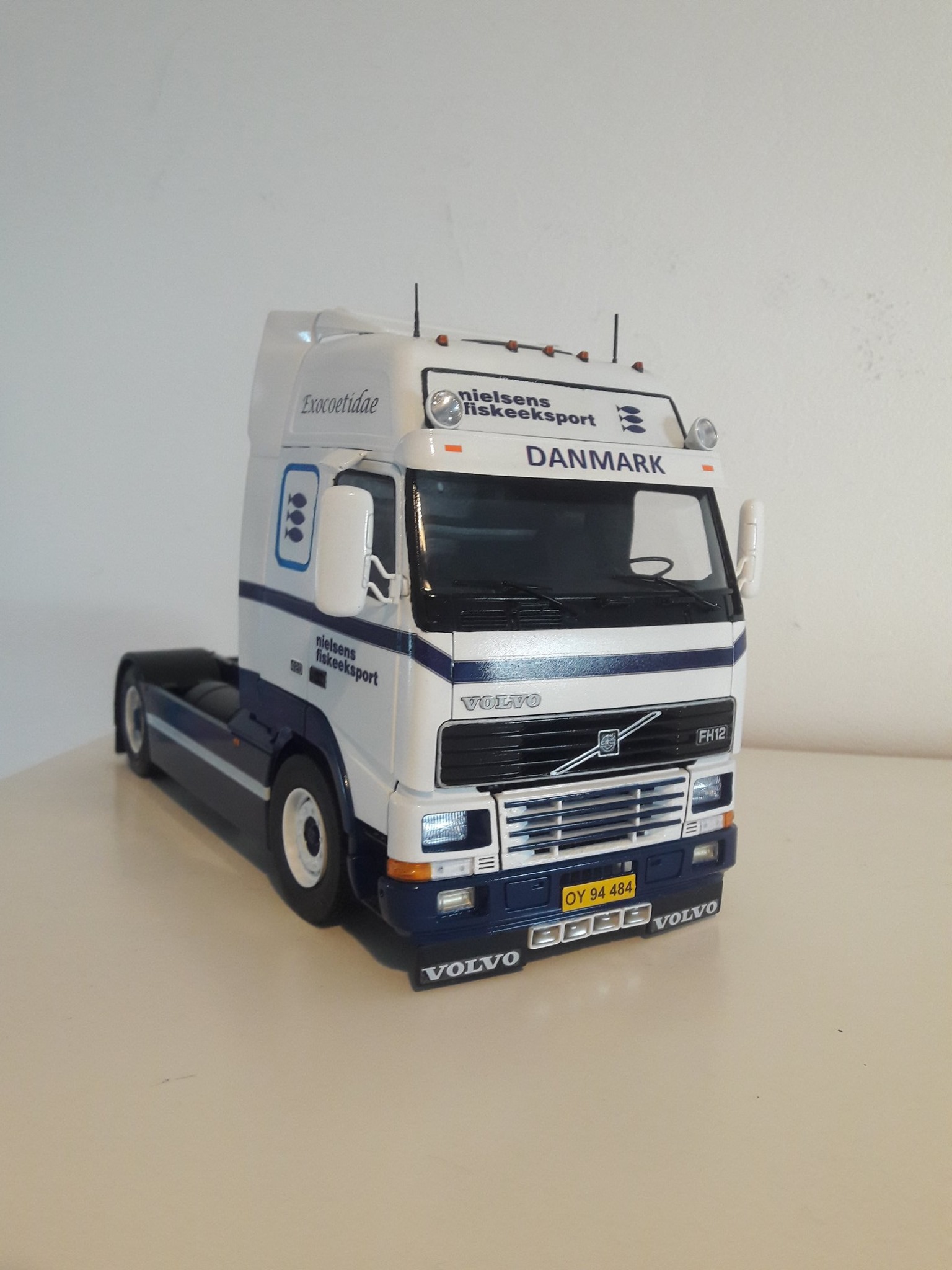 Italeri Volvo FH4 Globetrotter 1:24 scale model