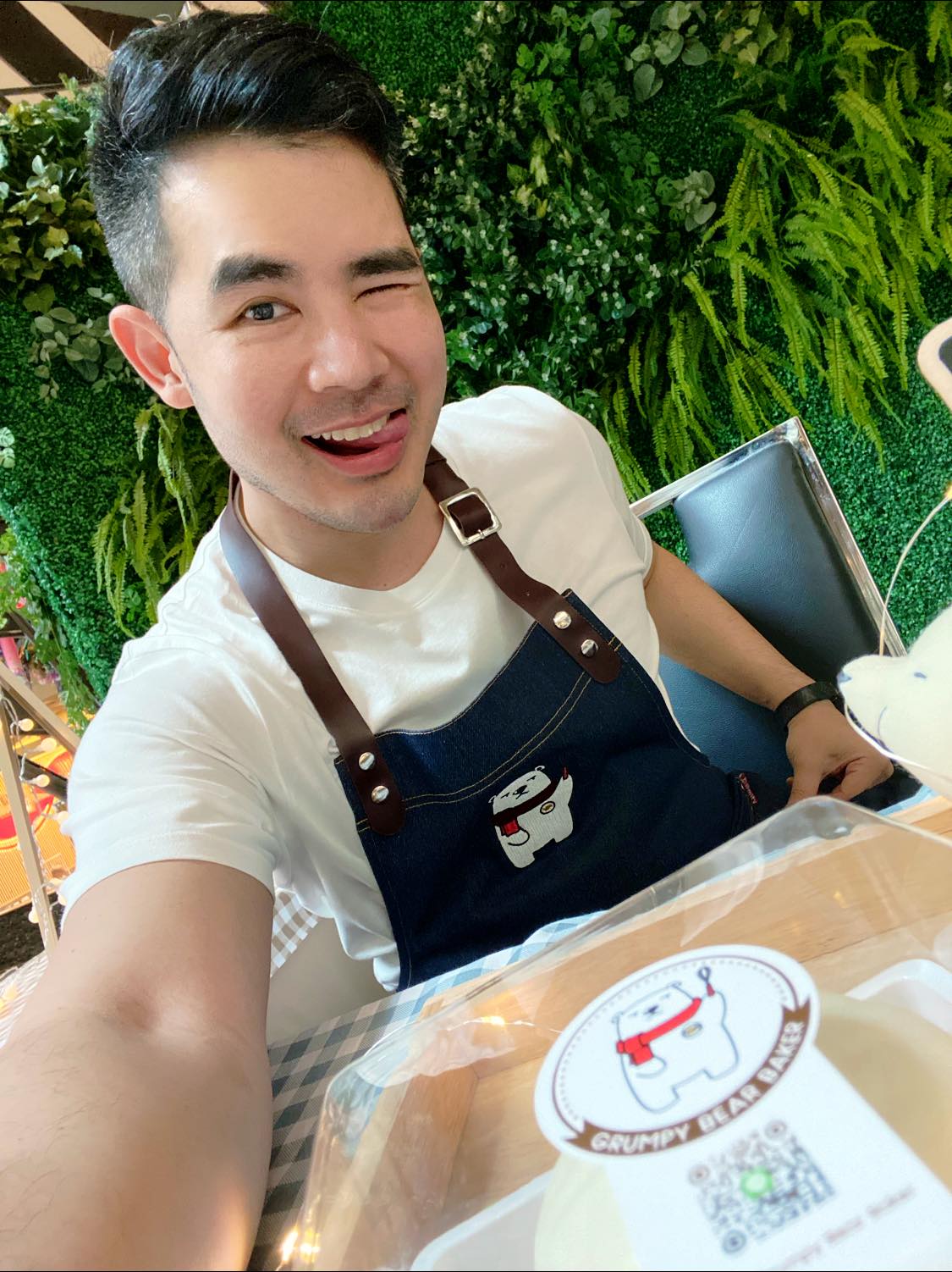 Grumpy Bear Baker - ในภาพนี้ คุณเจอหมีทั้งหมดกี่ตัว พ่อค้ายังอยู่ที่ ...