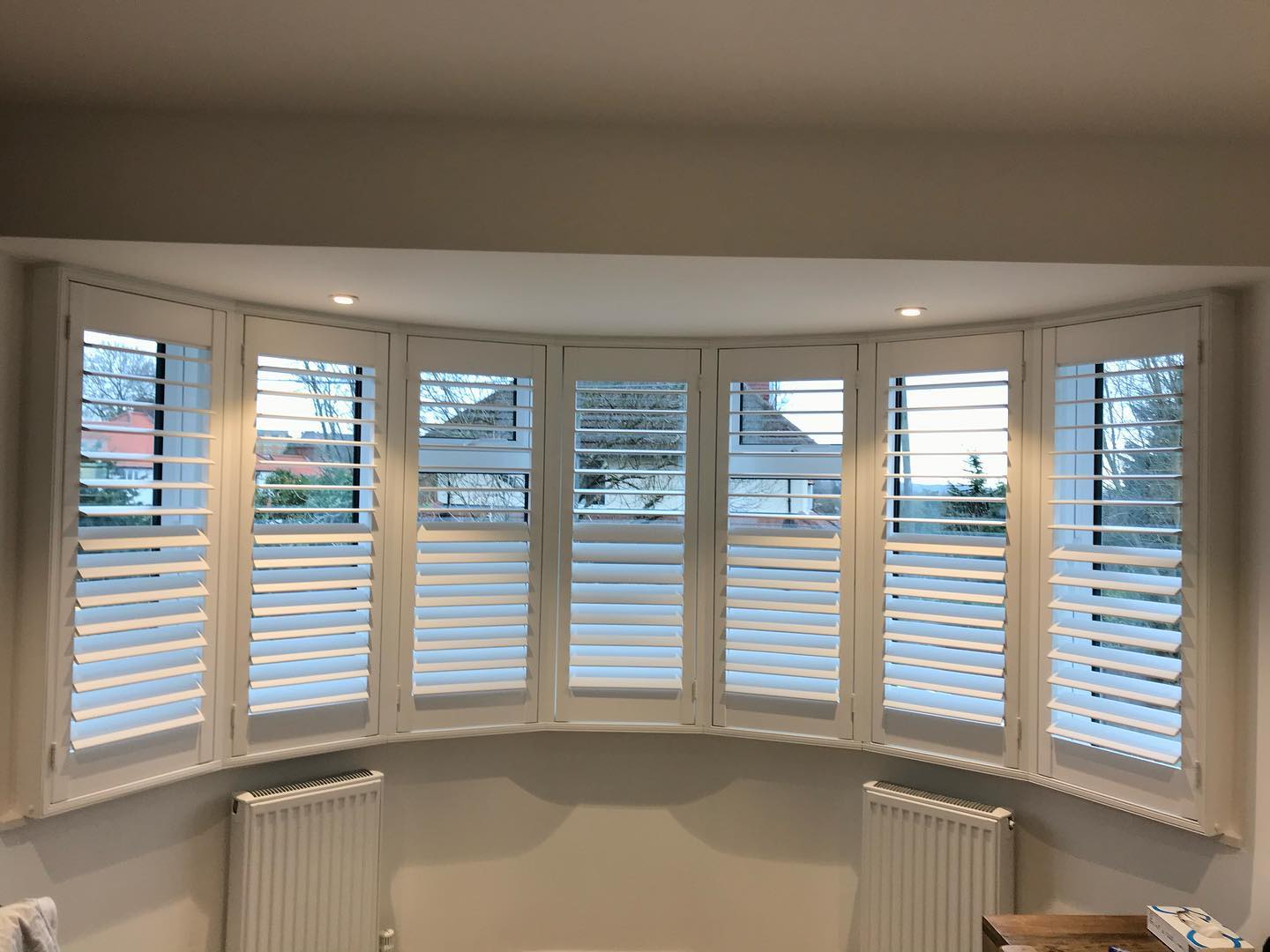 Inspiring Shutters and Blinds - White, Clearview, Solid Wood Plantation ...