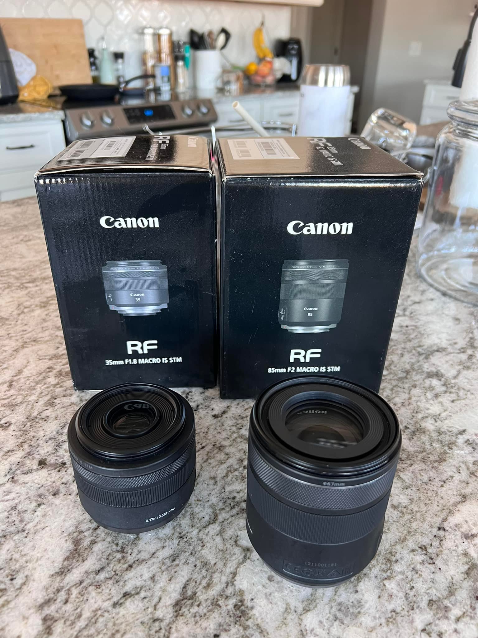 Canon RF 35mm and 85mm macro lenses for sale