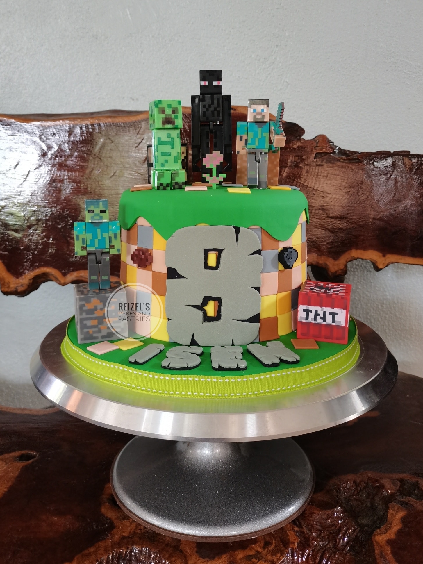 Minecraft themed cake and pull... - Reizel's Cakes & Pastries