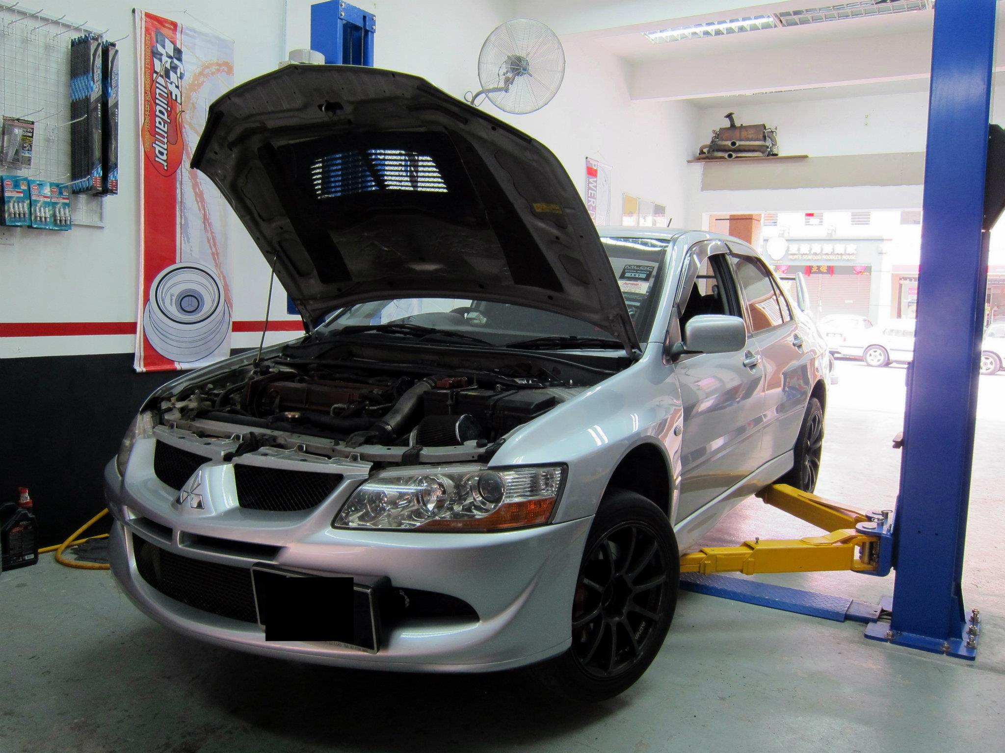 JC Performance Evo Garage