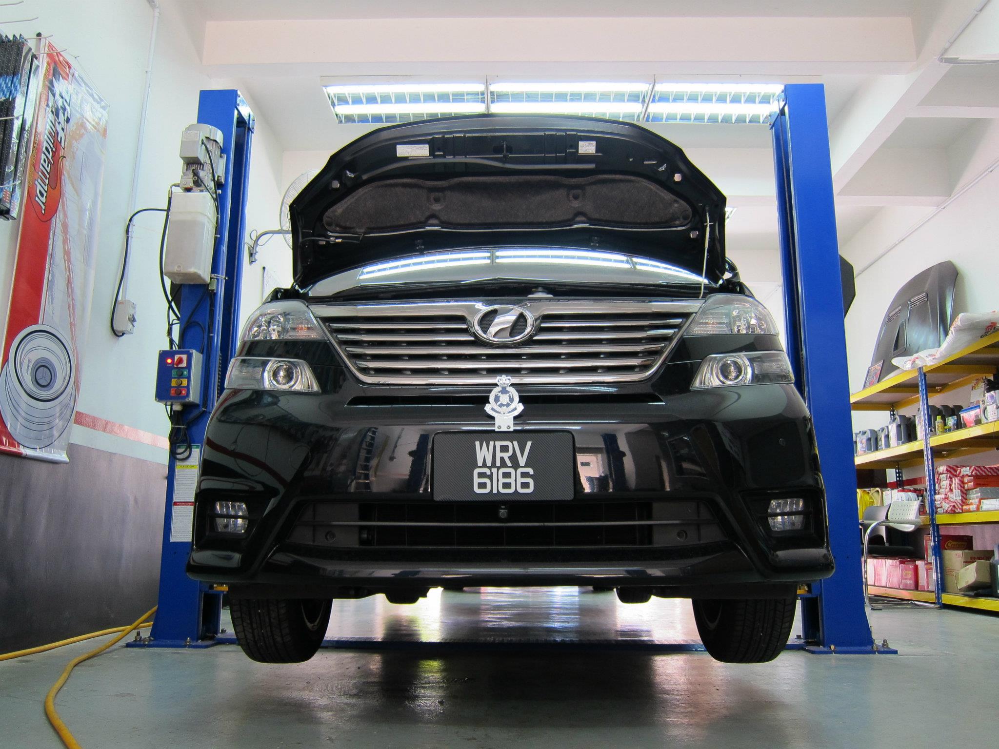 JC Performance Evo Garage