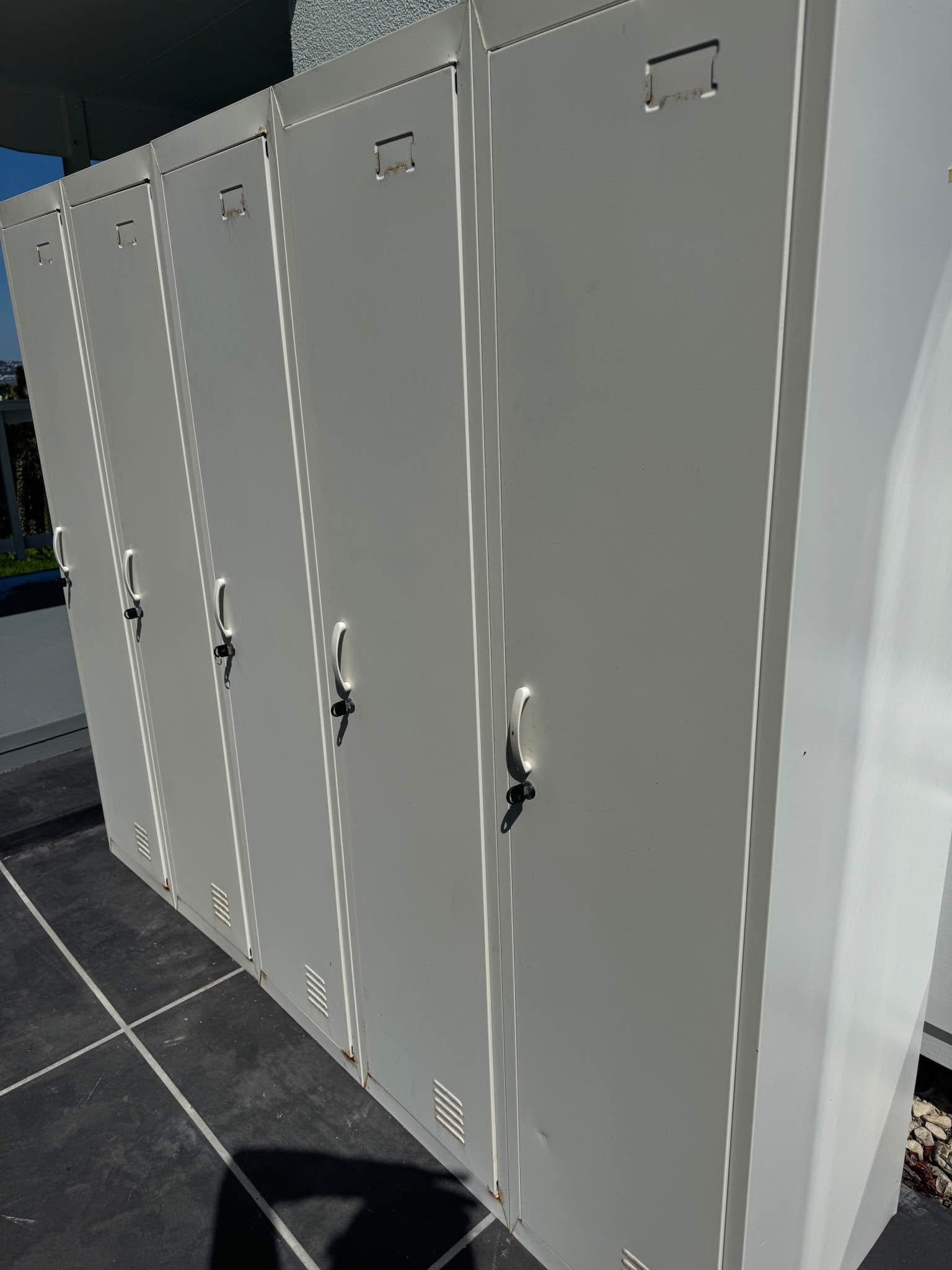 Five-section lockable Storage lockers - Storage & Filing Cabinets ...
