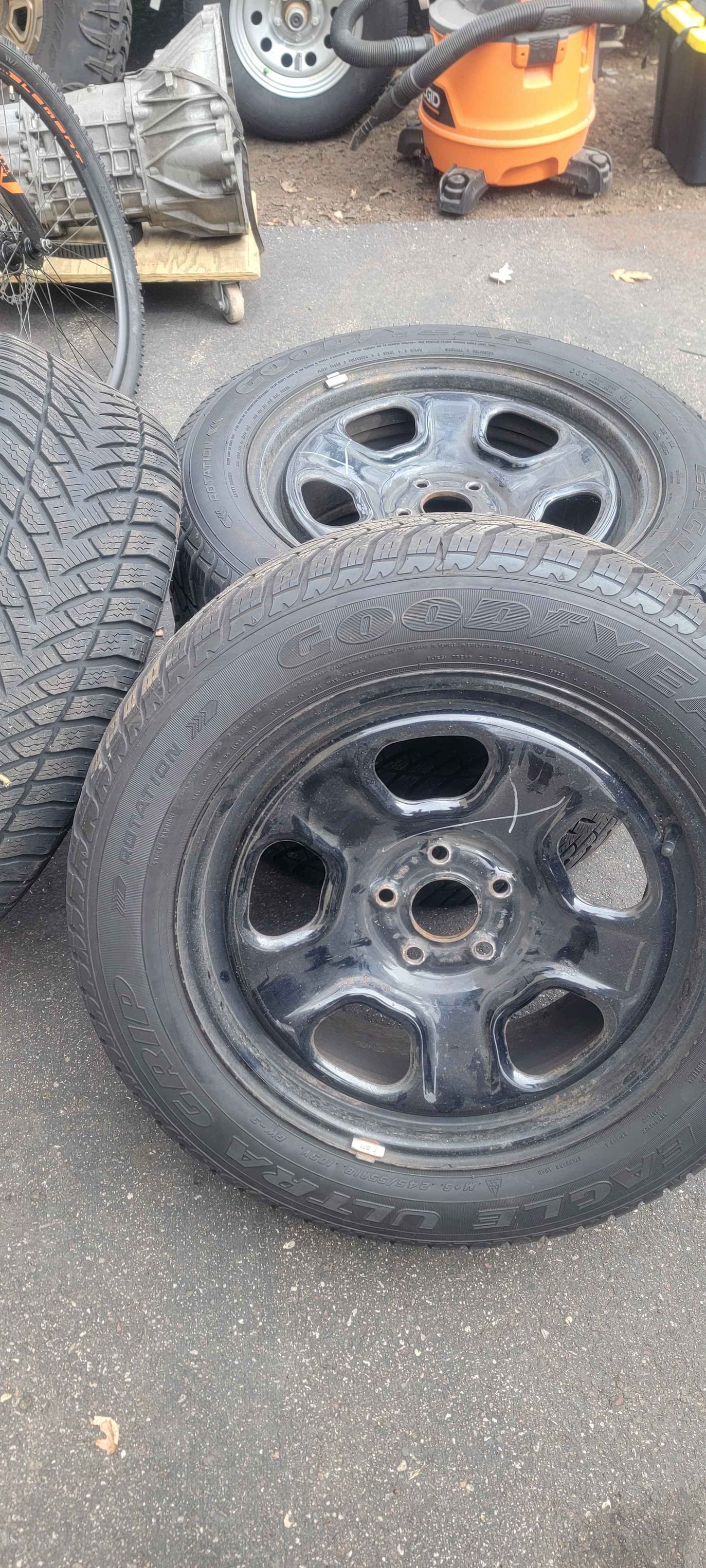 Police Interceptor rims and tires - Car Wheels, Tires & Parts - Forest ...