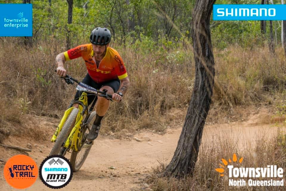 casco de bicicleta queensland