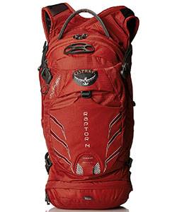 The Arc'teryx Arro 22 Backpack is a commuter daypack for school