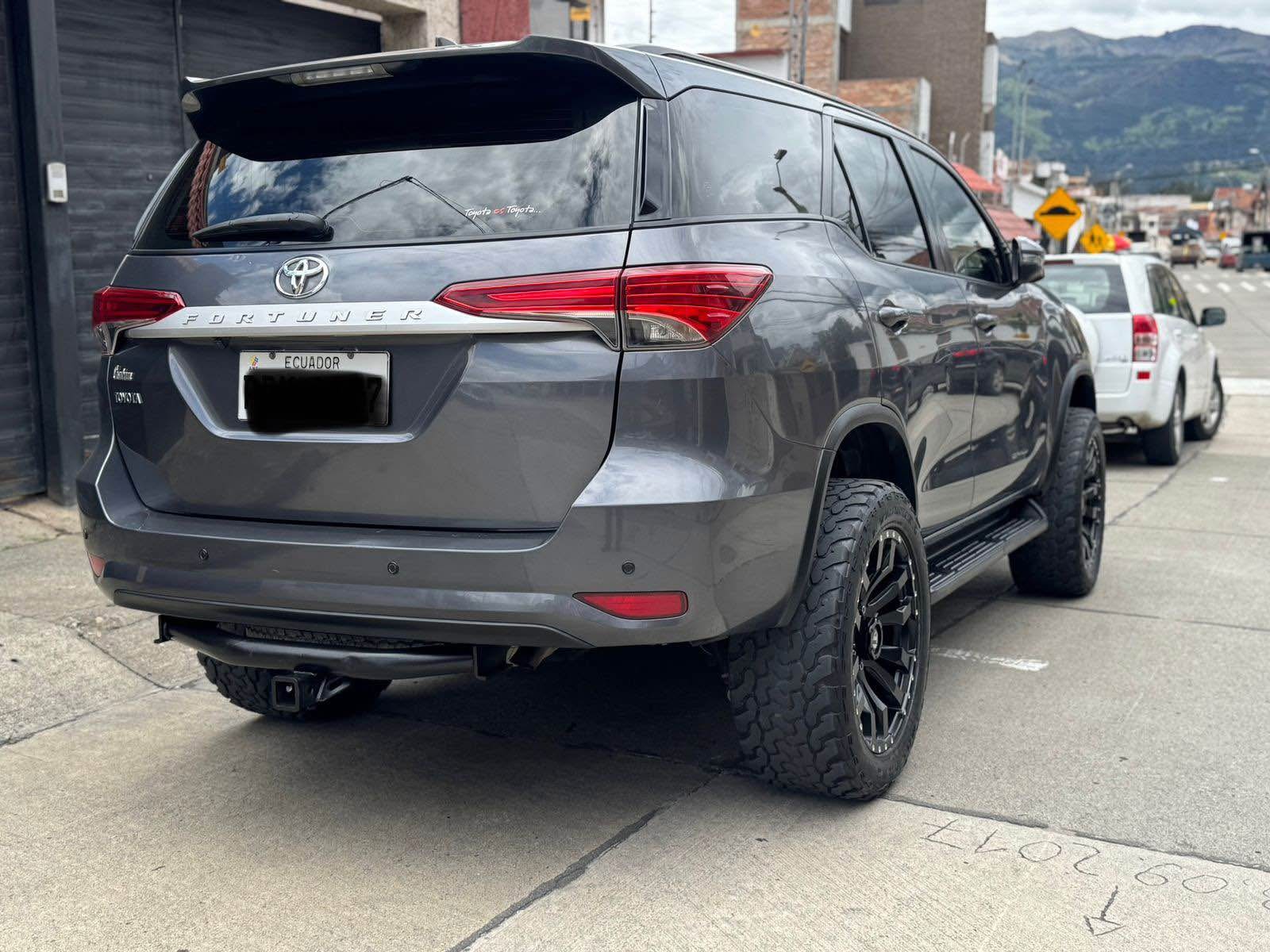 En Cuenca AROS Y LLANTAS RIN 20 x 9 MM - 6 huecos. Ideal para Toyota ...