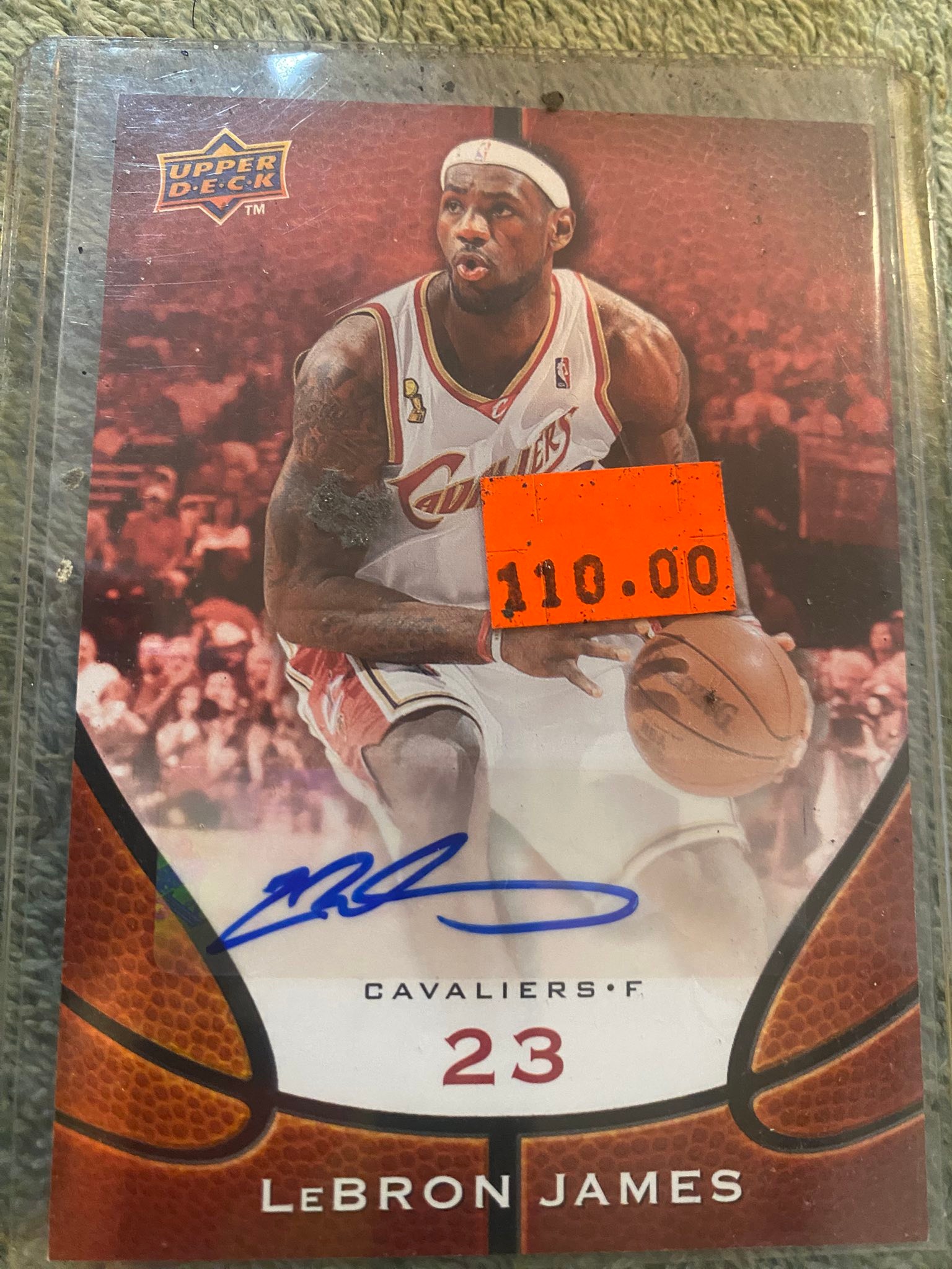 Lifelong LeBron fan wins rare 1-of-1 autograph card