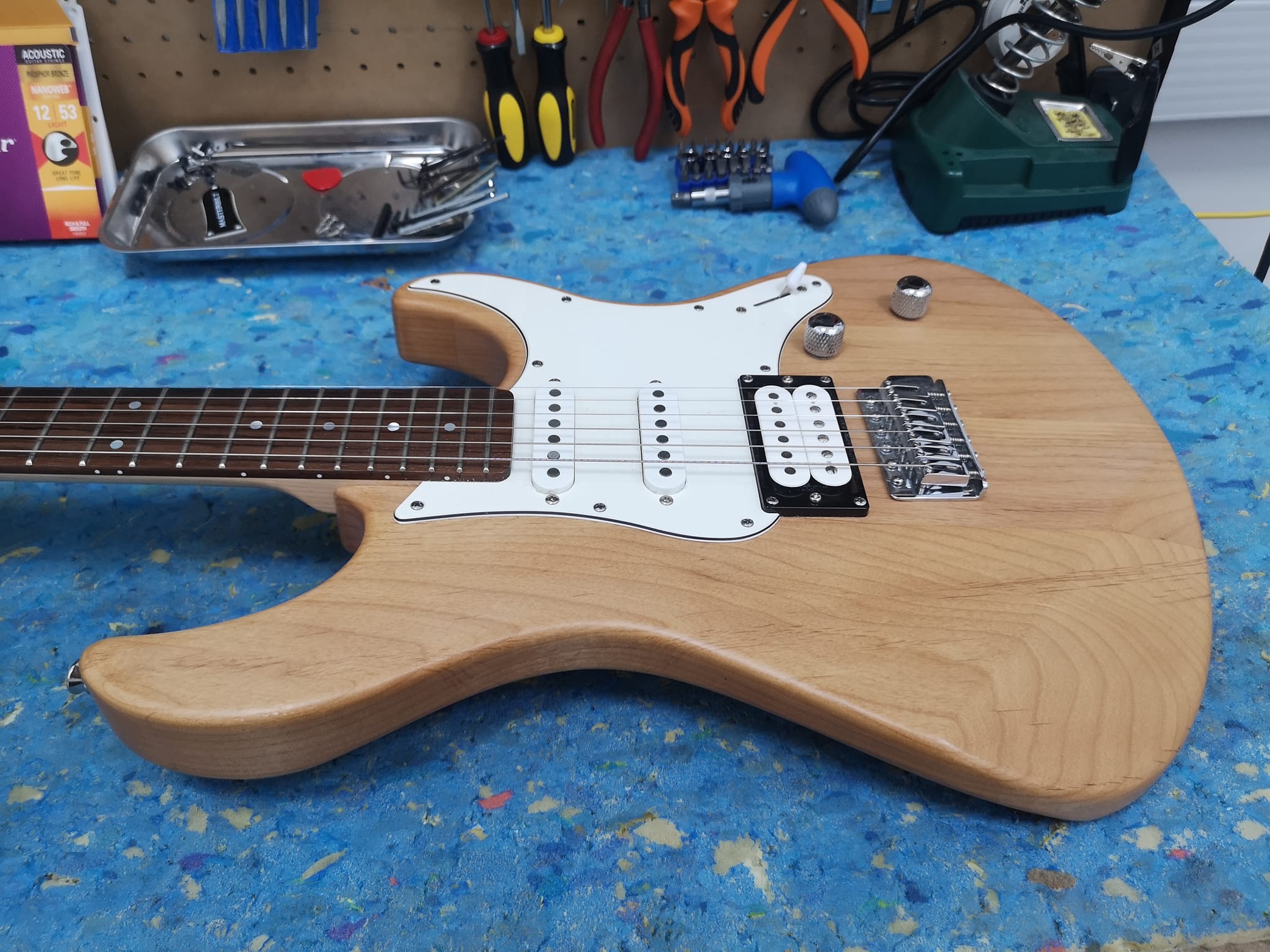 Cool Yamaha Pacifica 904 with a warmoth neck.