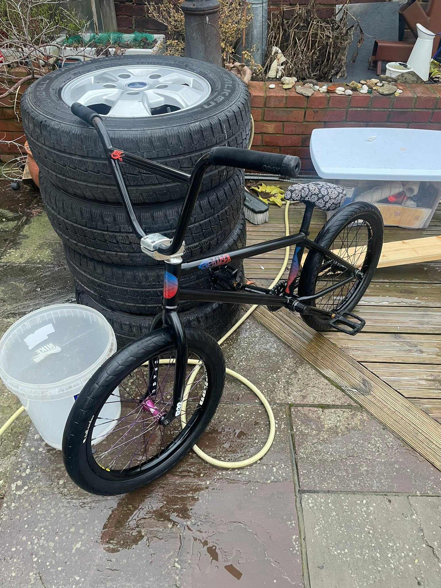 Custom 21 inch Stranger BMX bike build with Odyssey and Shadow