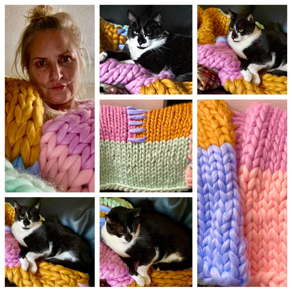 Vintage 90s kitty cardigan found thrifting